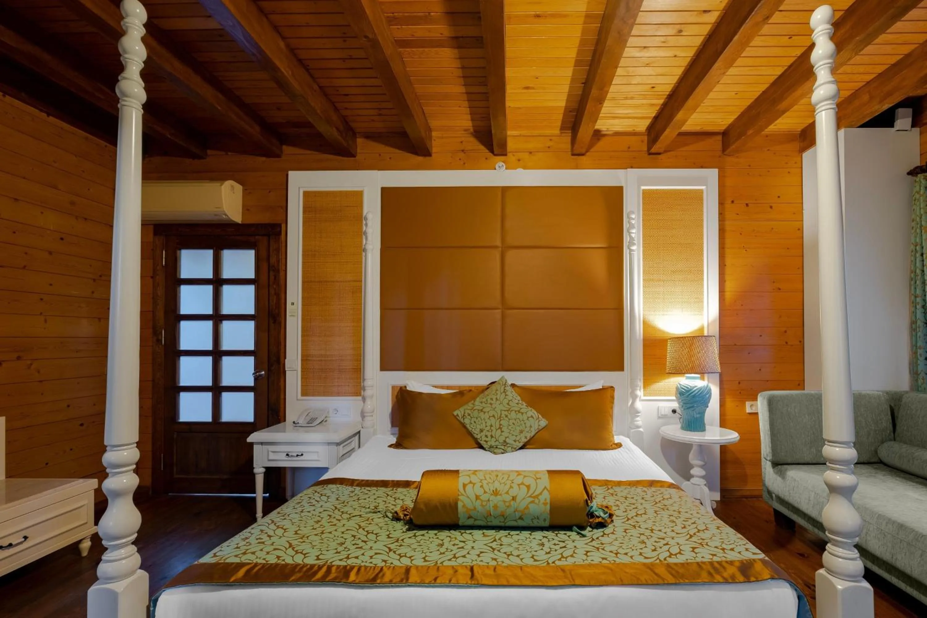 Bed in Long Beach Alanya - Ultra All Inclusive