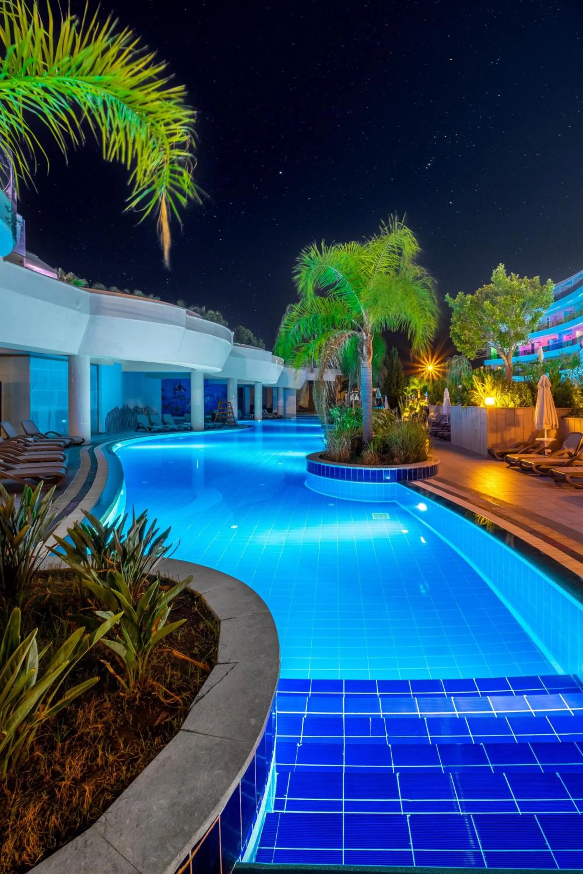 Swimming pool in Long Beach Alanya - Ultra All Inclusive