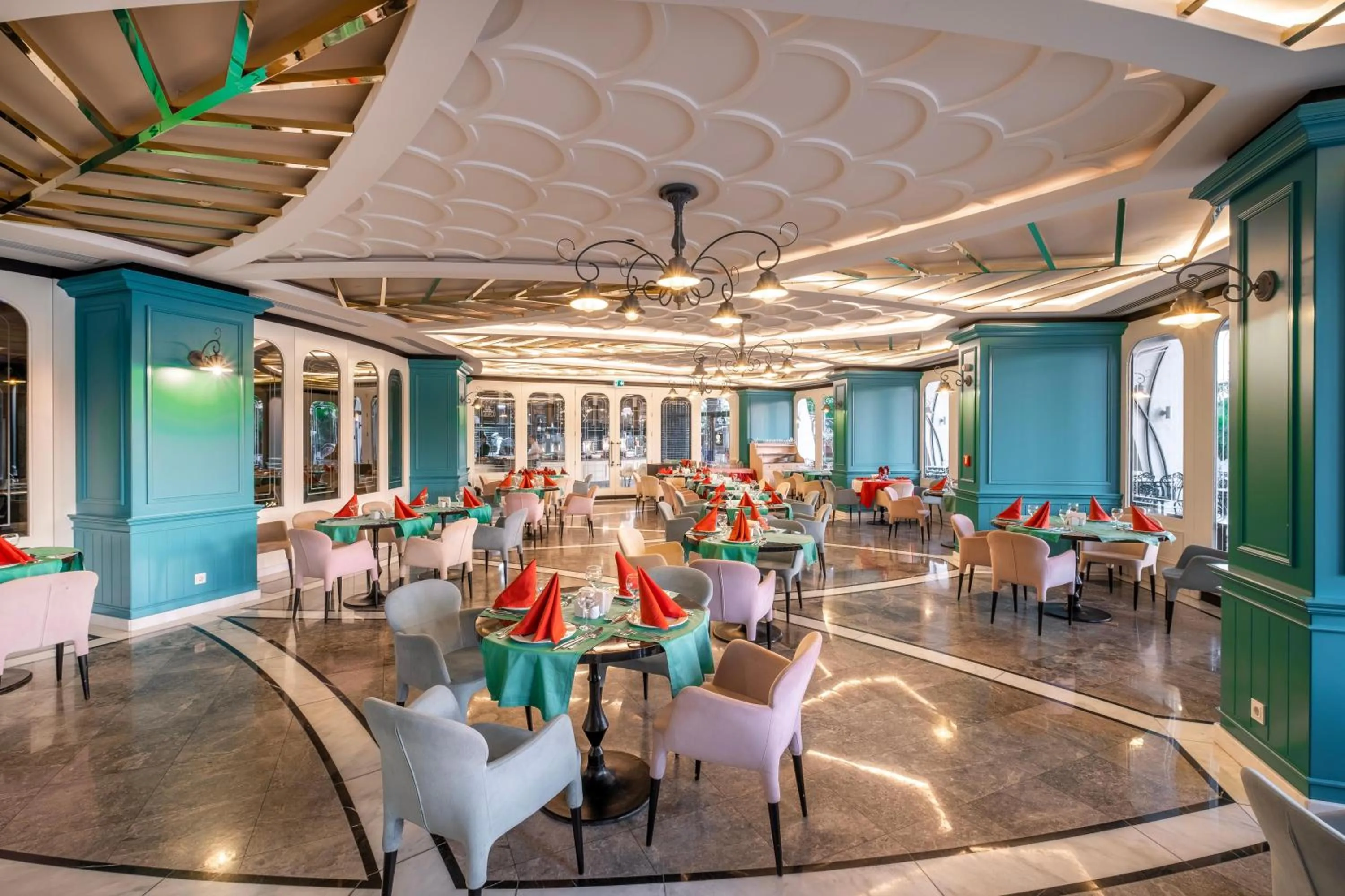 Restaurant/places to eat in Long Beach Alanya - Ultra All Inclusive
