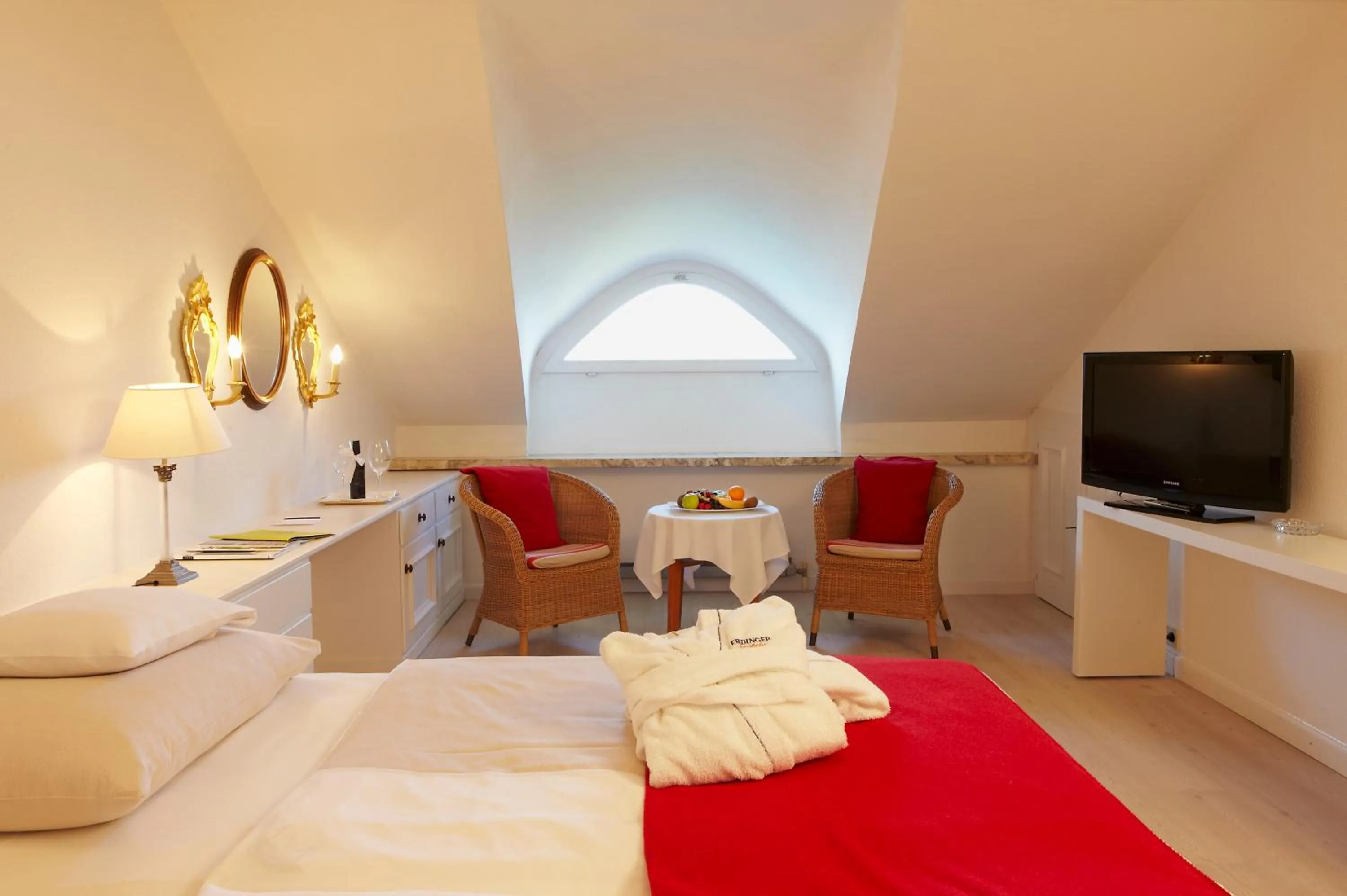 TV and multimedia, Bed in Hotel Linde