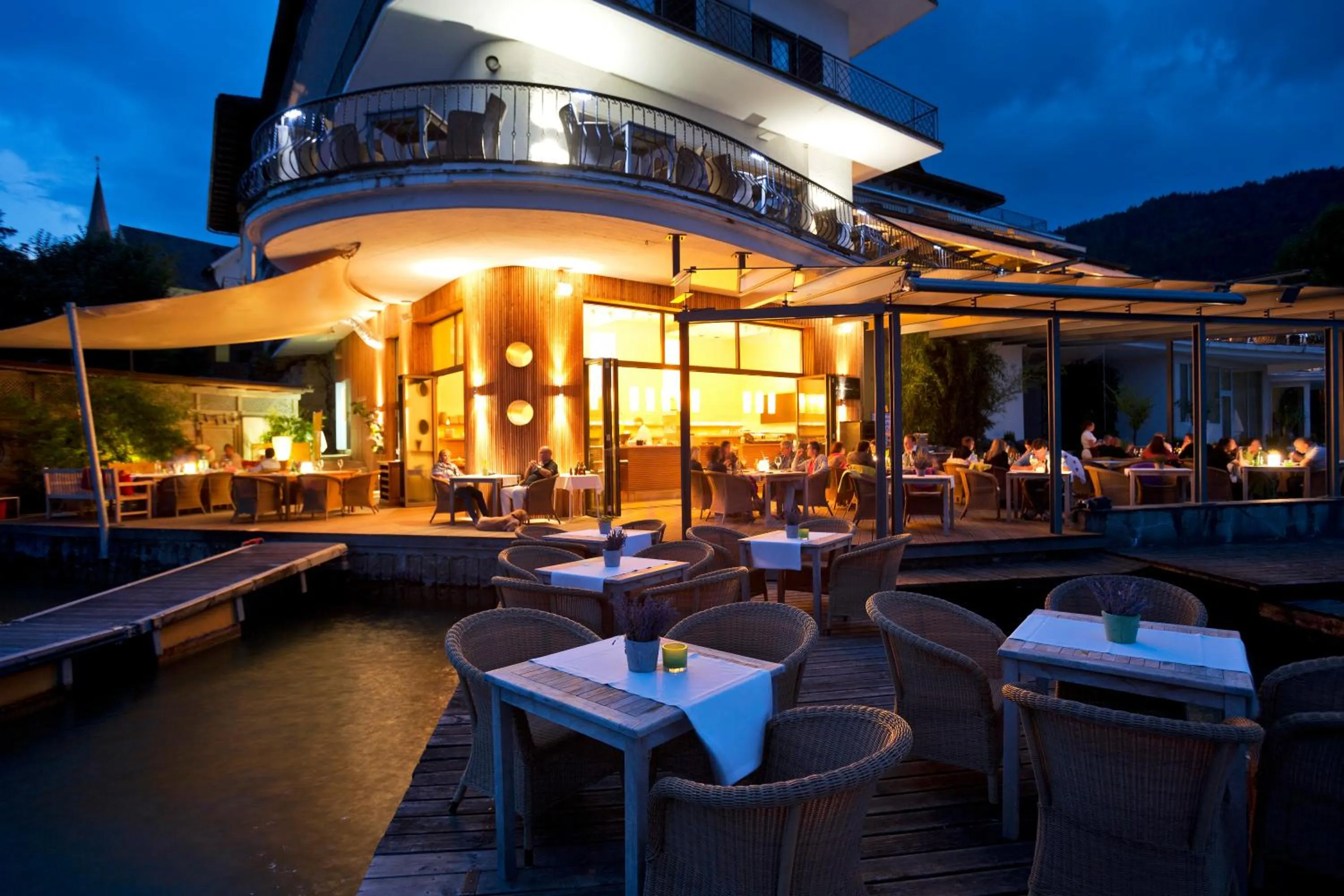 Night in Hotel Linde