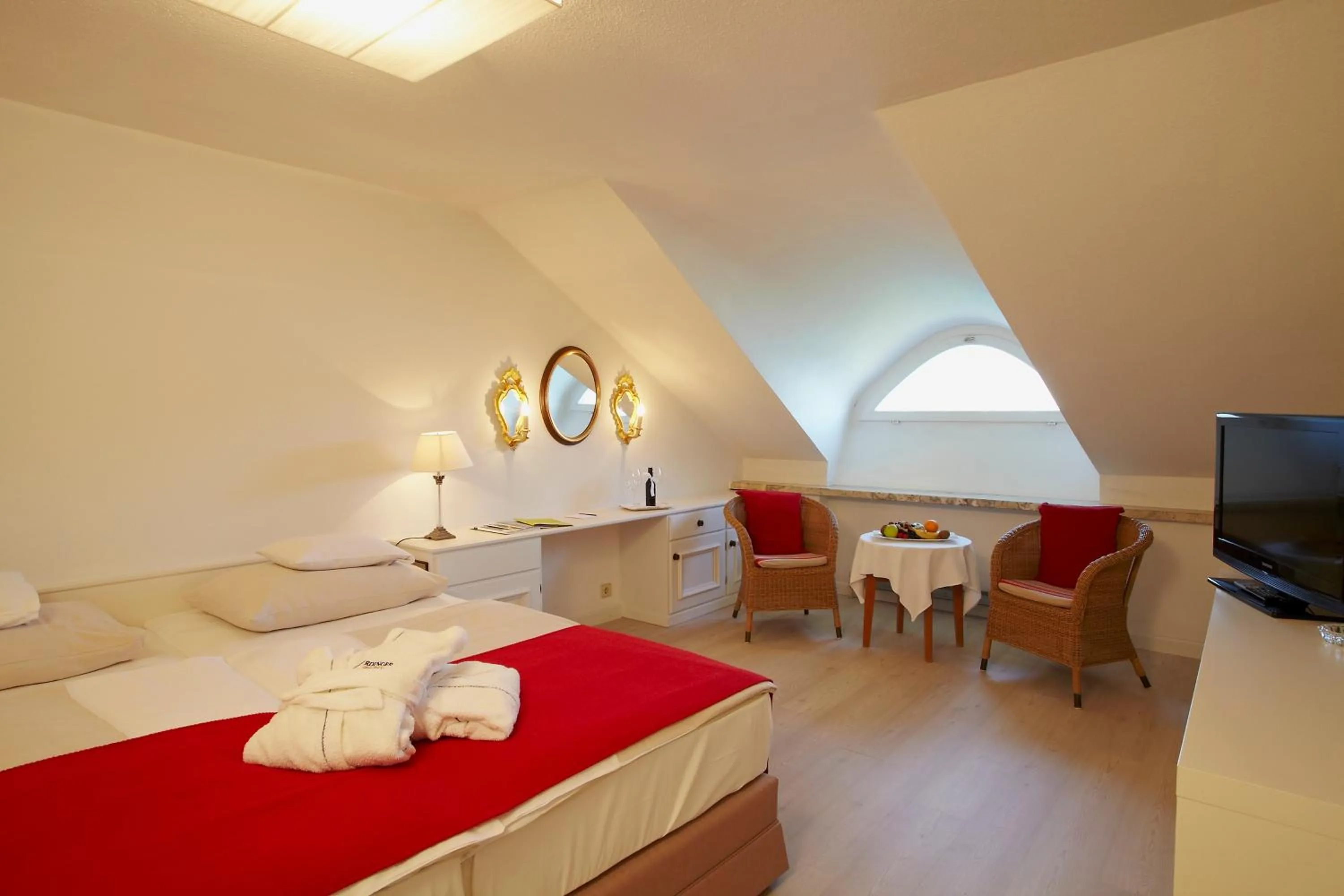 Photo of the whole room, Bed in Hotel Linde