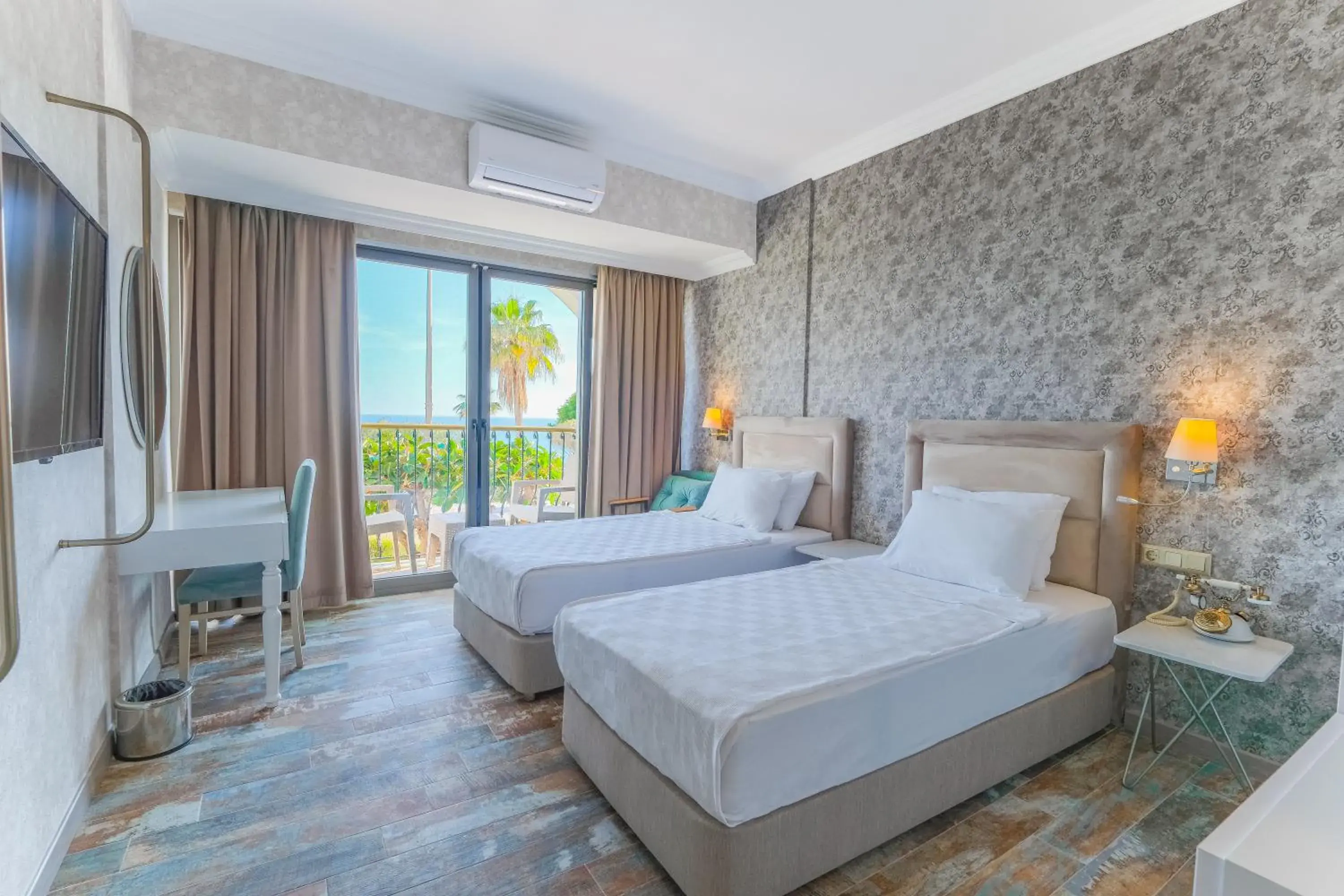 Bed in Wien Star Hotel, Adults Only Bed in Wien Star Hotel, Adults Only