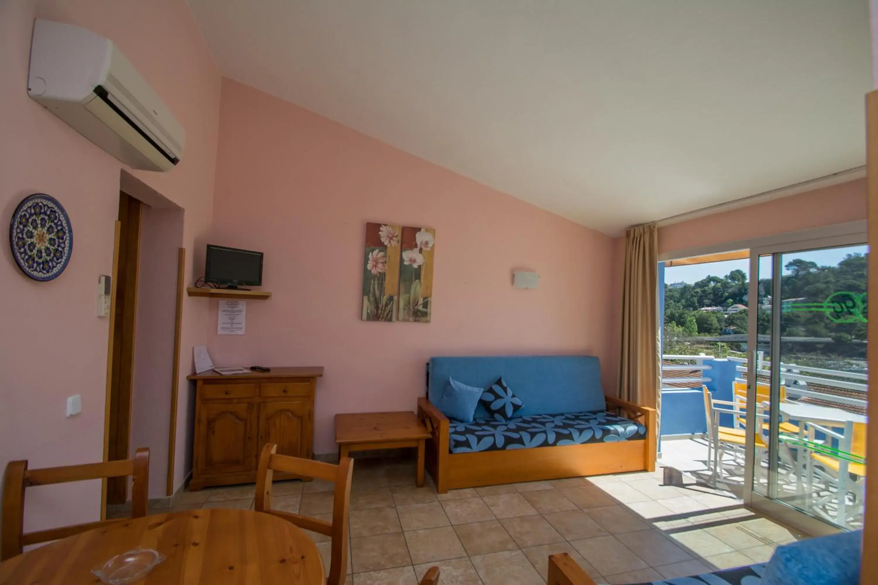 Living room in Galdana Gardens Living room in Galdana Gardens