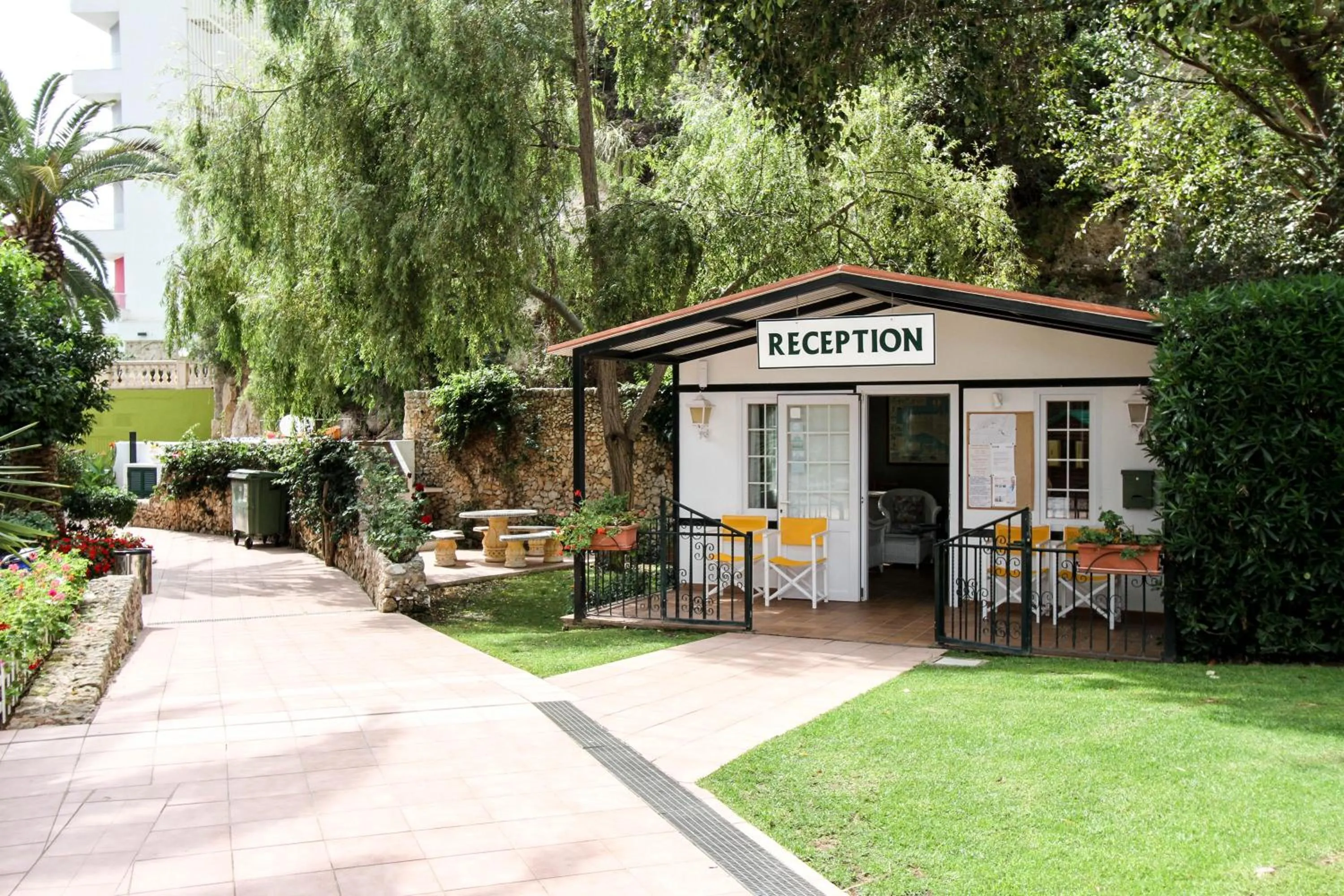 Lobby or reception in Galdana Gardens