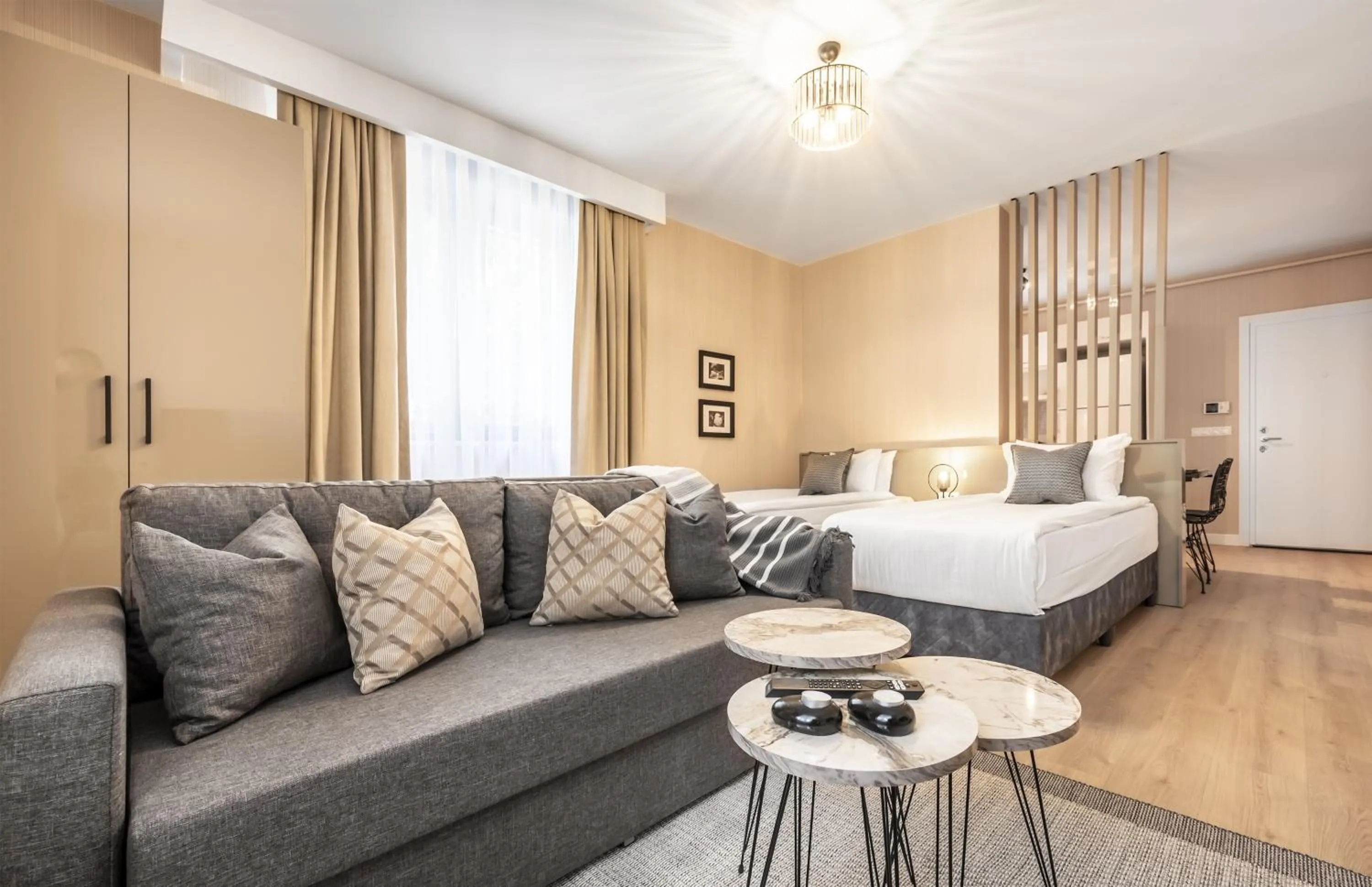 Living room, Bed in Çırağan Apart Bosphorus