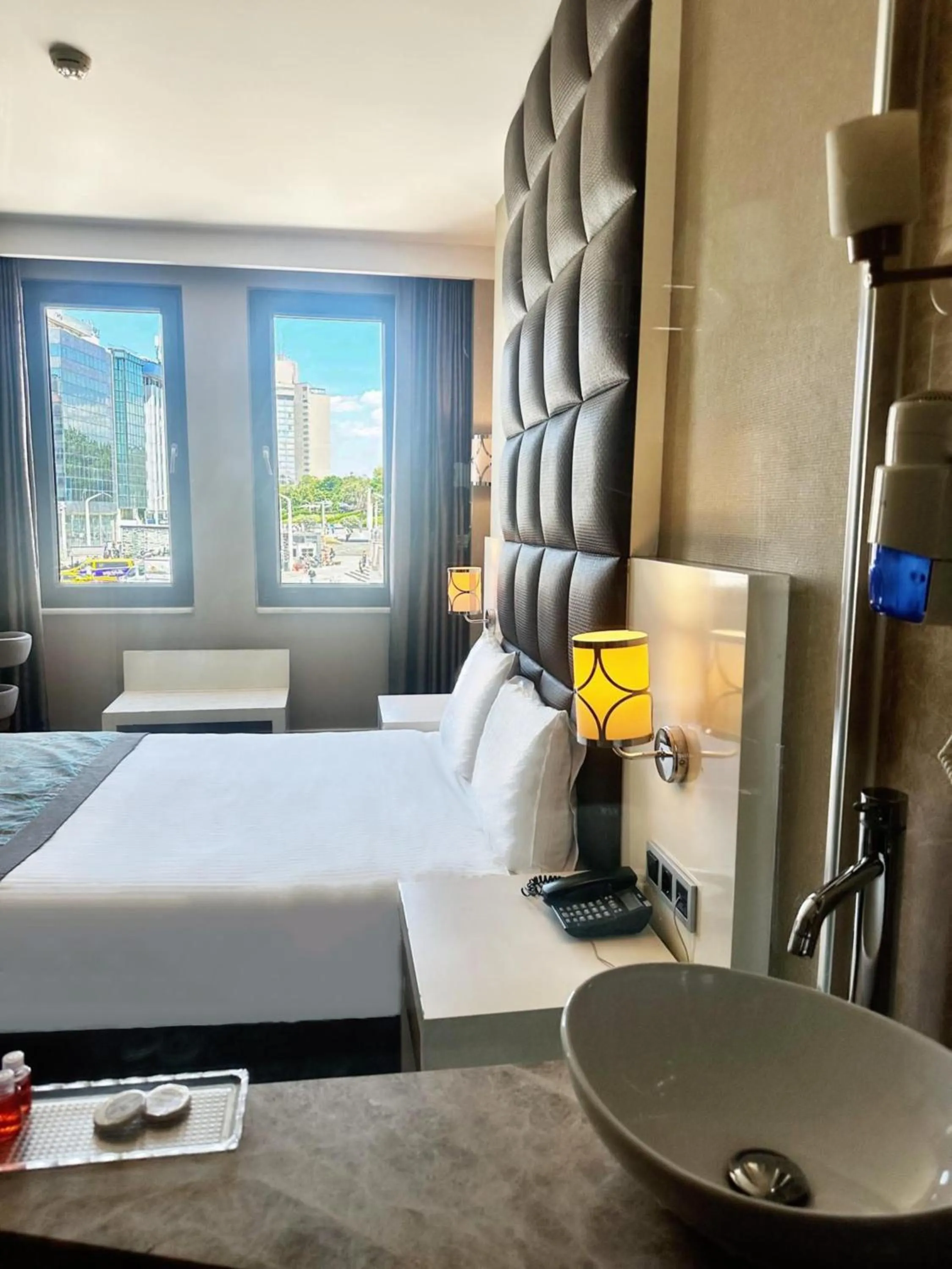 Bed in Taksim Line Hotel