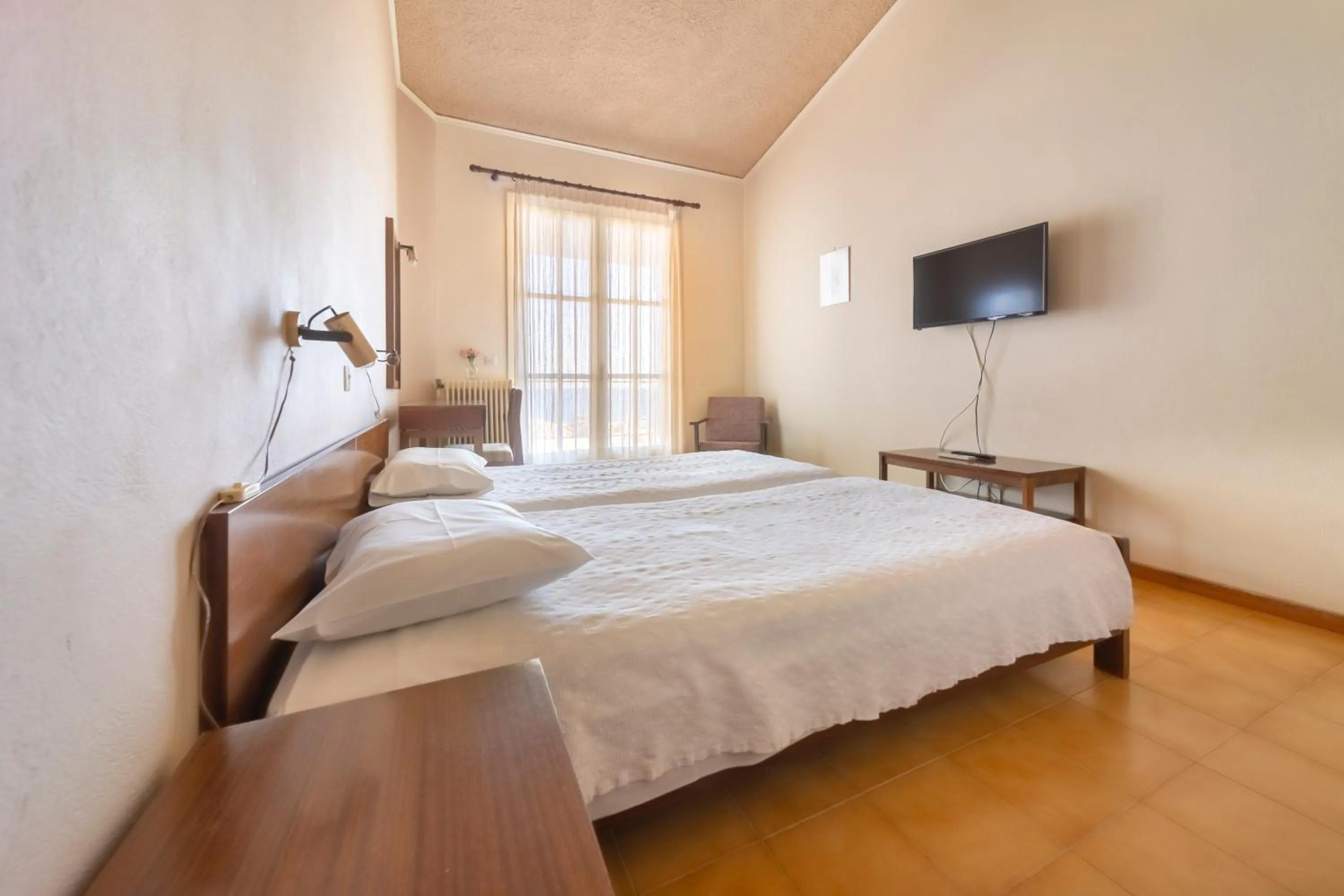 Bed in Agia Markella