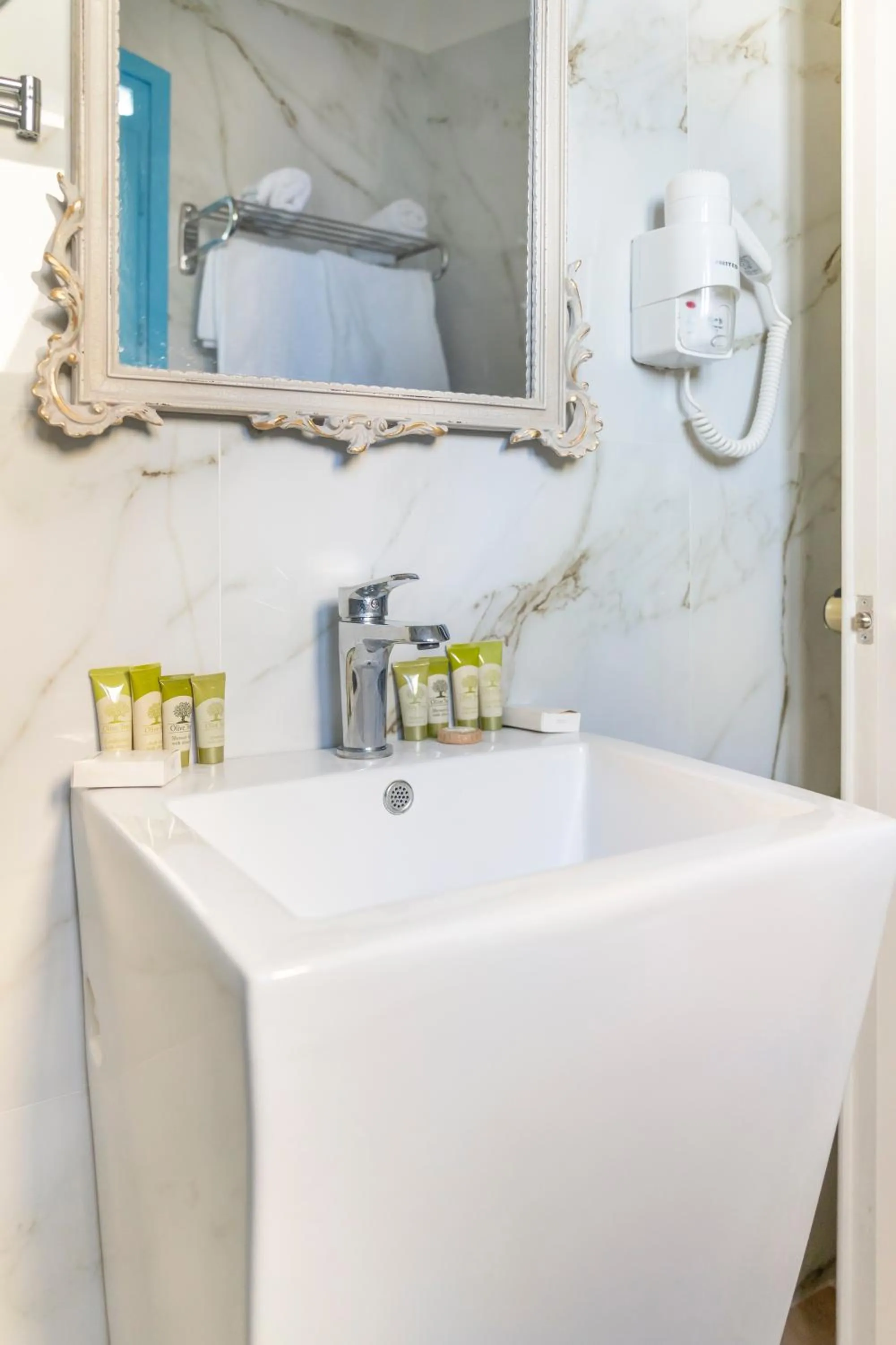 Bathroom in Agia Markella