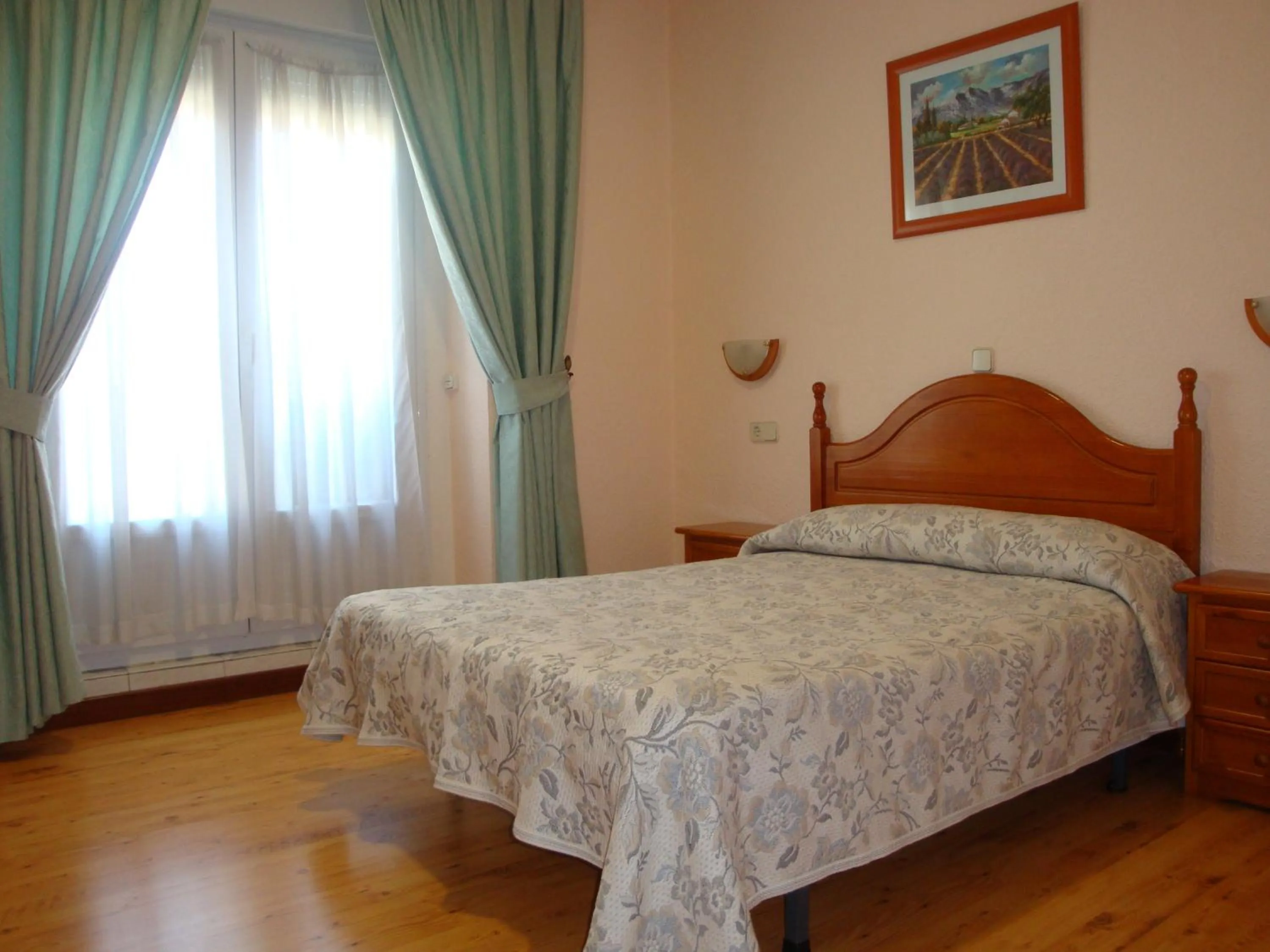 Bedroom, Bed in Hostal Zamora