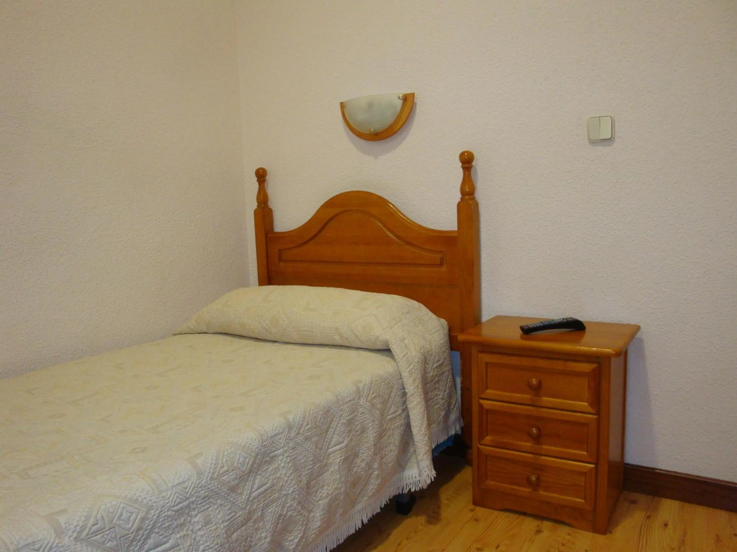 Bedroom, Bed in Hostal Zamora