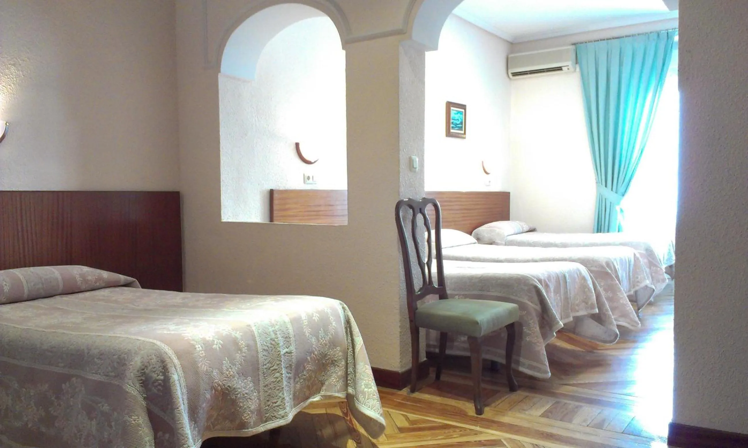 Bedroom, Bed in Hostal Zamora