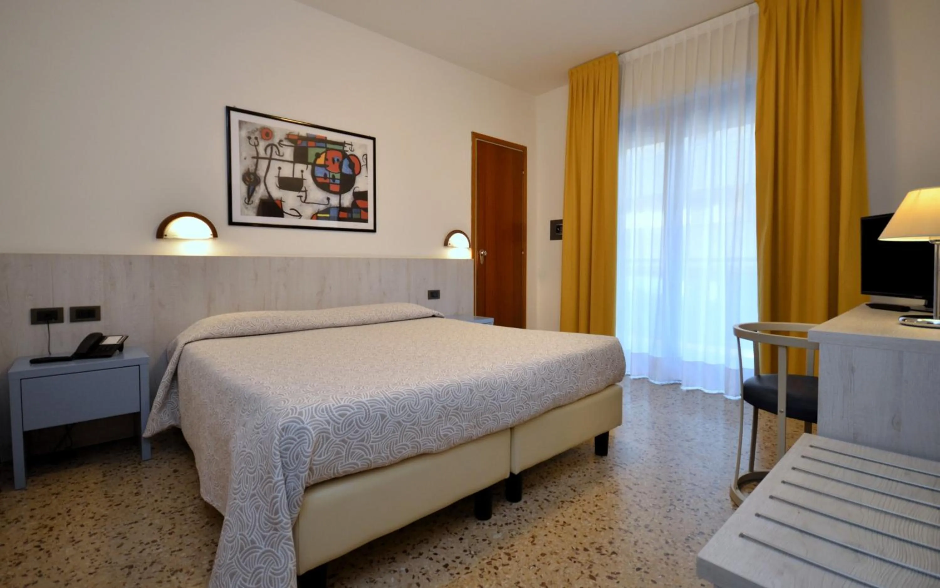 Bed in Olimpia Hotel & Aparthotel