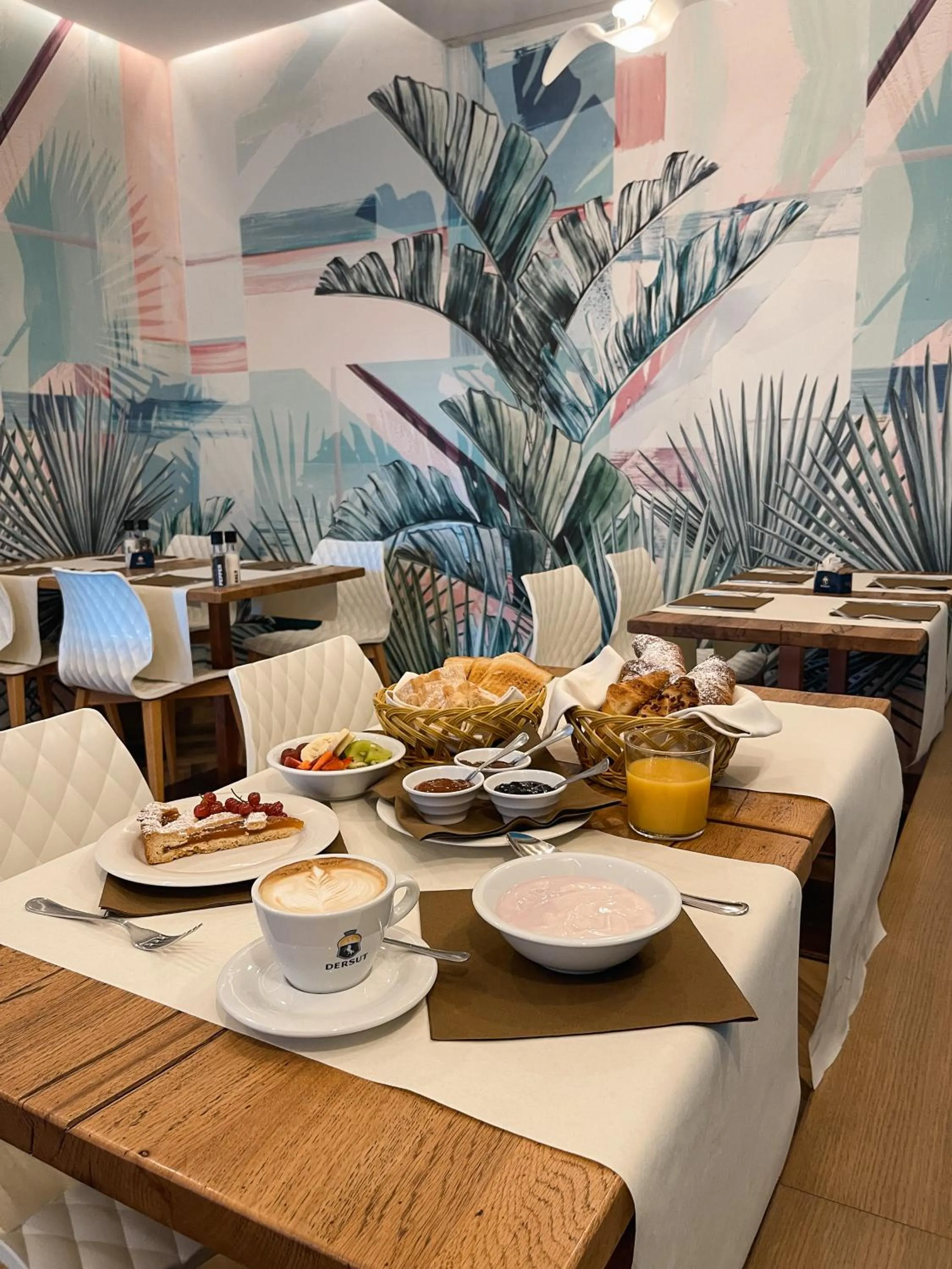 Food in Olimpia Hotel & Aparthotel