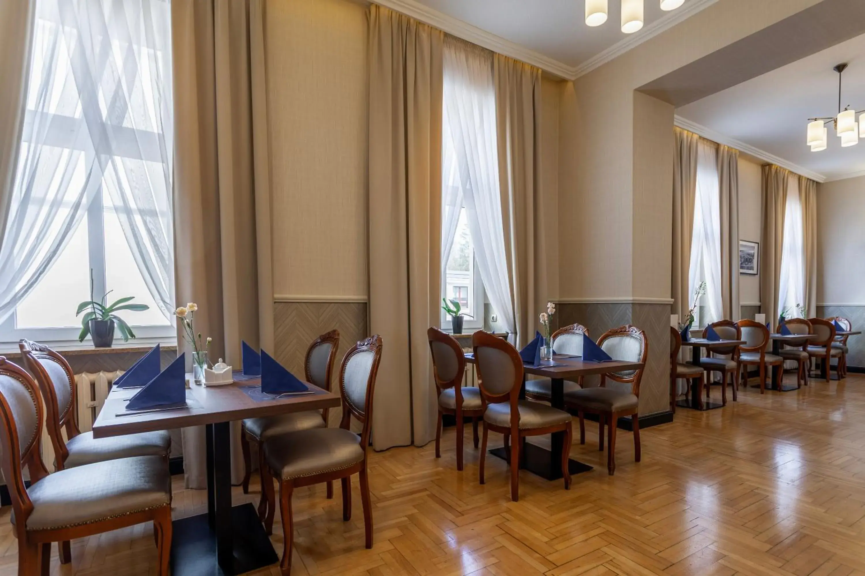 Restaurant/places to eat in Jantar Hotel & SPA by Zdrojowa Restaurant/places to eat in Jantar Hotel & SPA by Zdrojowa