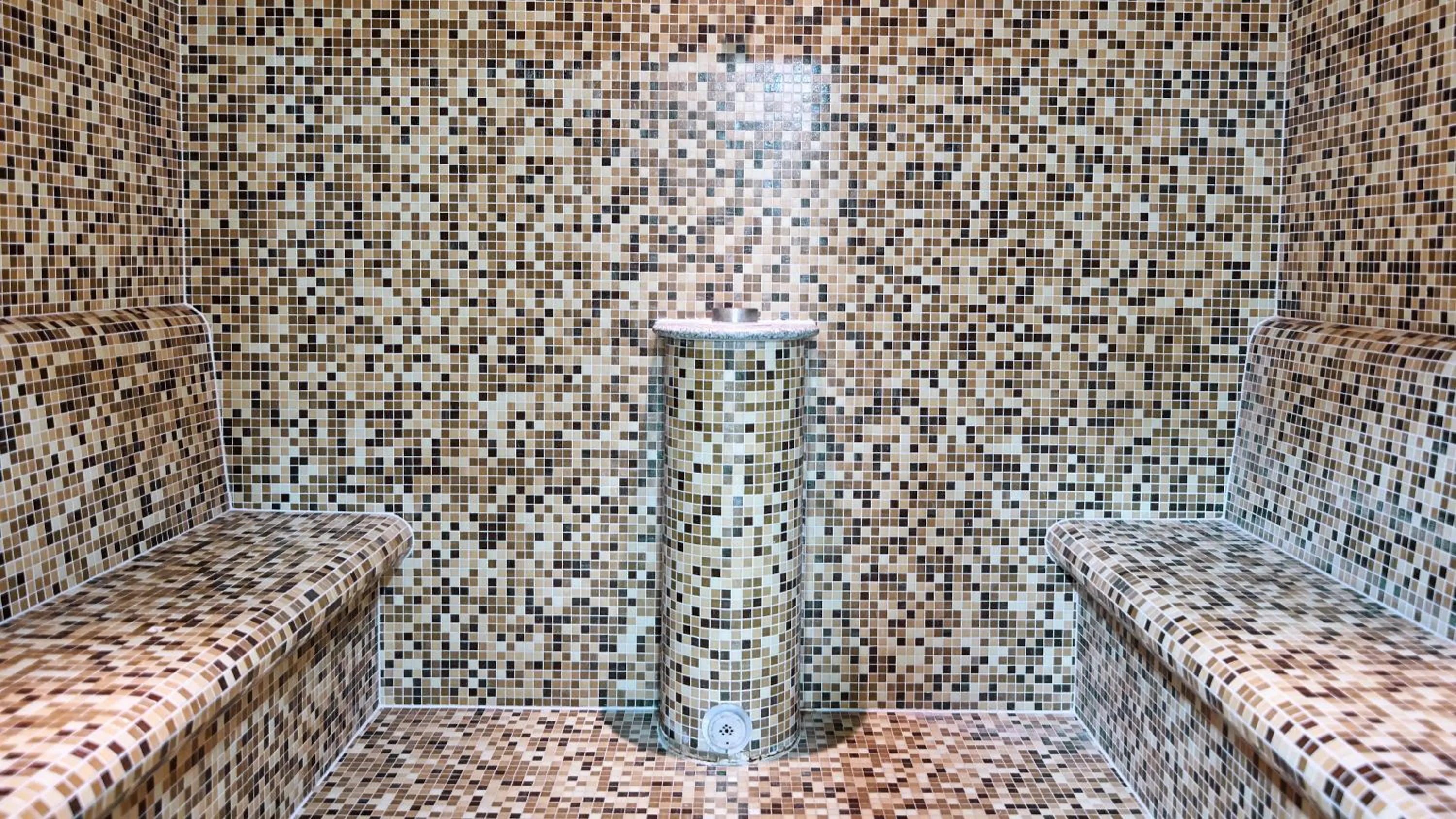 Steam room in Jantar Hotel & SPA by Zdrojowa