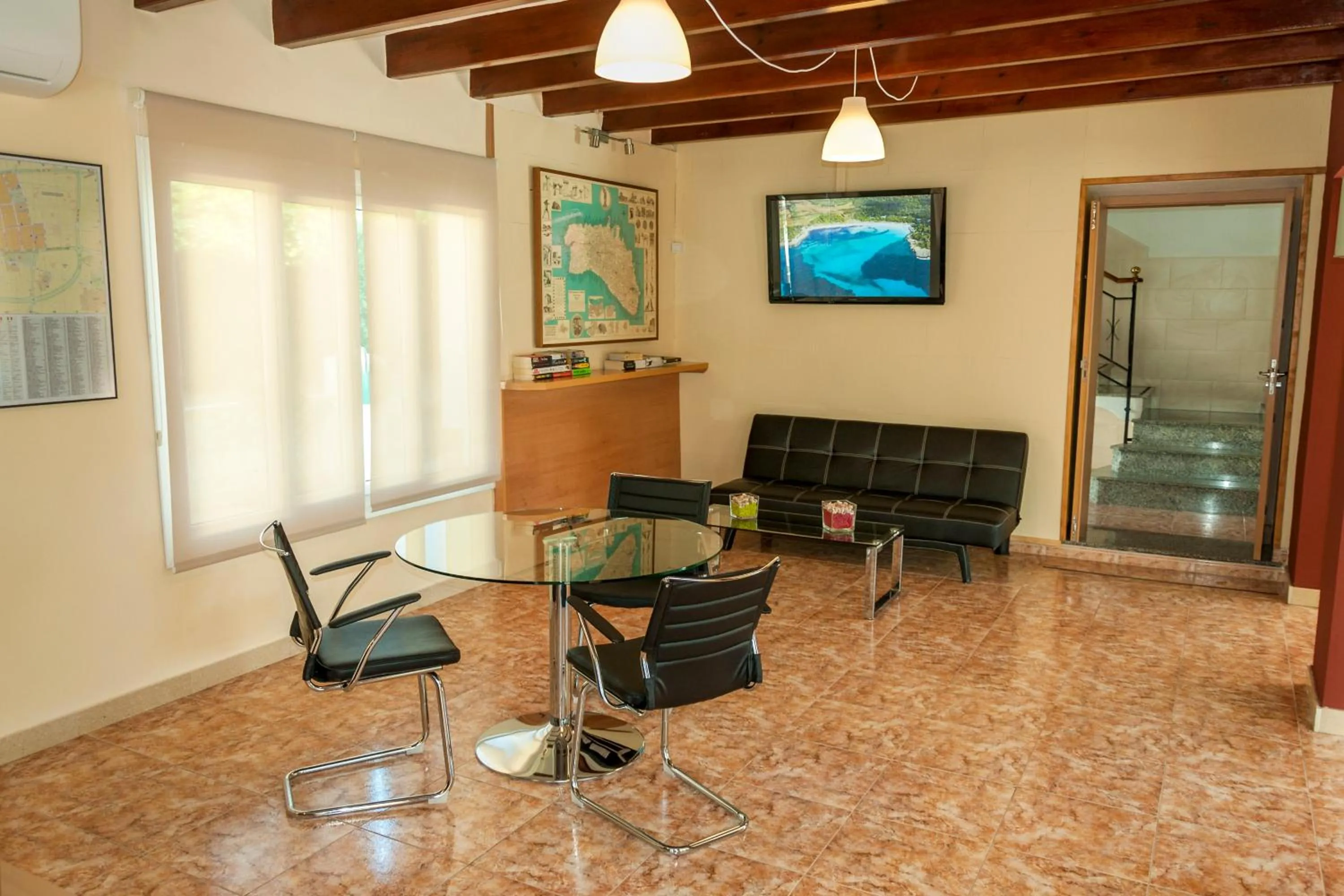 Lobby or reception in Hotel Madrid