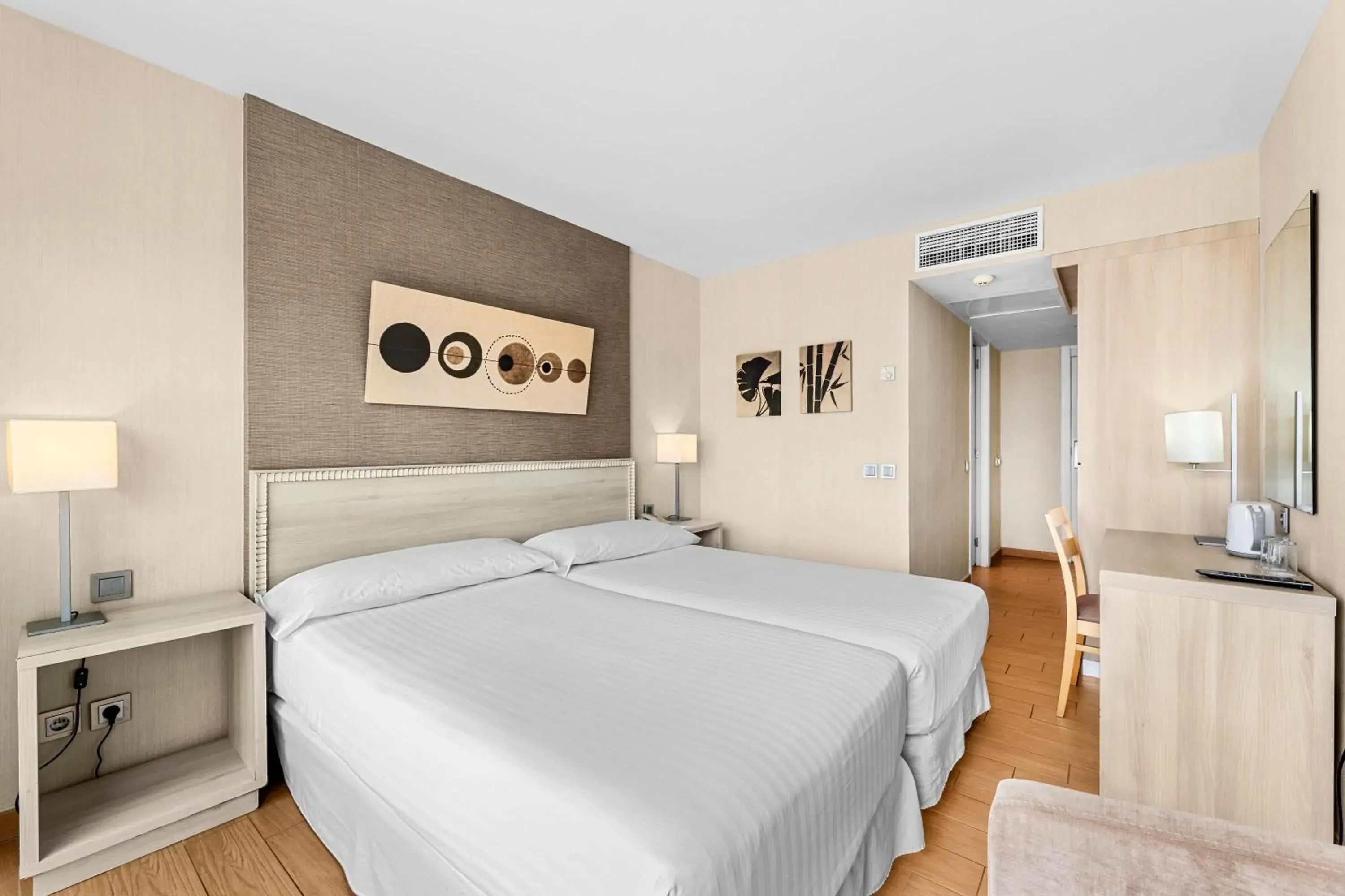 Photo of the whole room, Bed in THB Lanzarote Beach Photo of the whole room, Bed in THB Lanzarote Beach