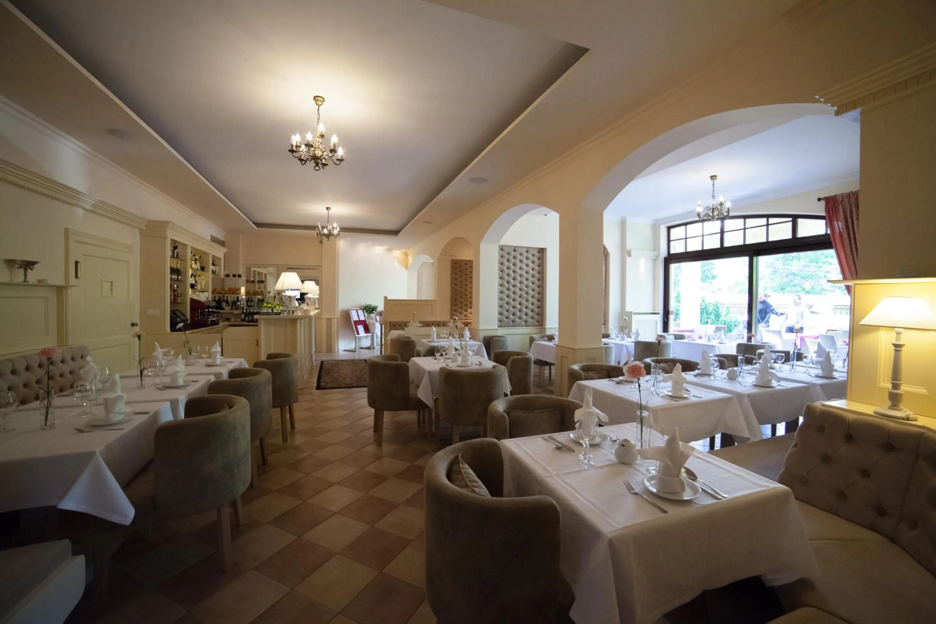 Restaurant/places to eat in Trofana Wellness & SPA