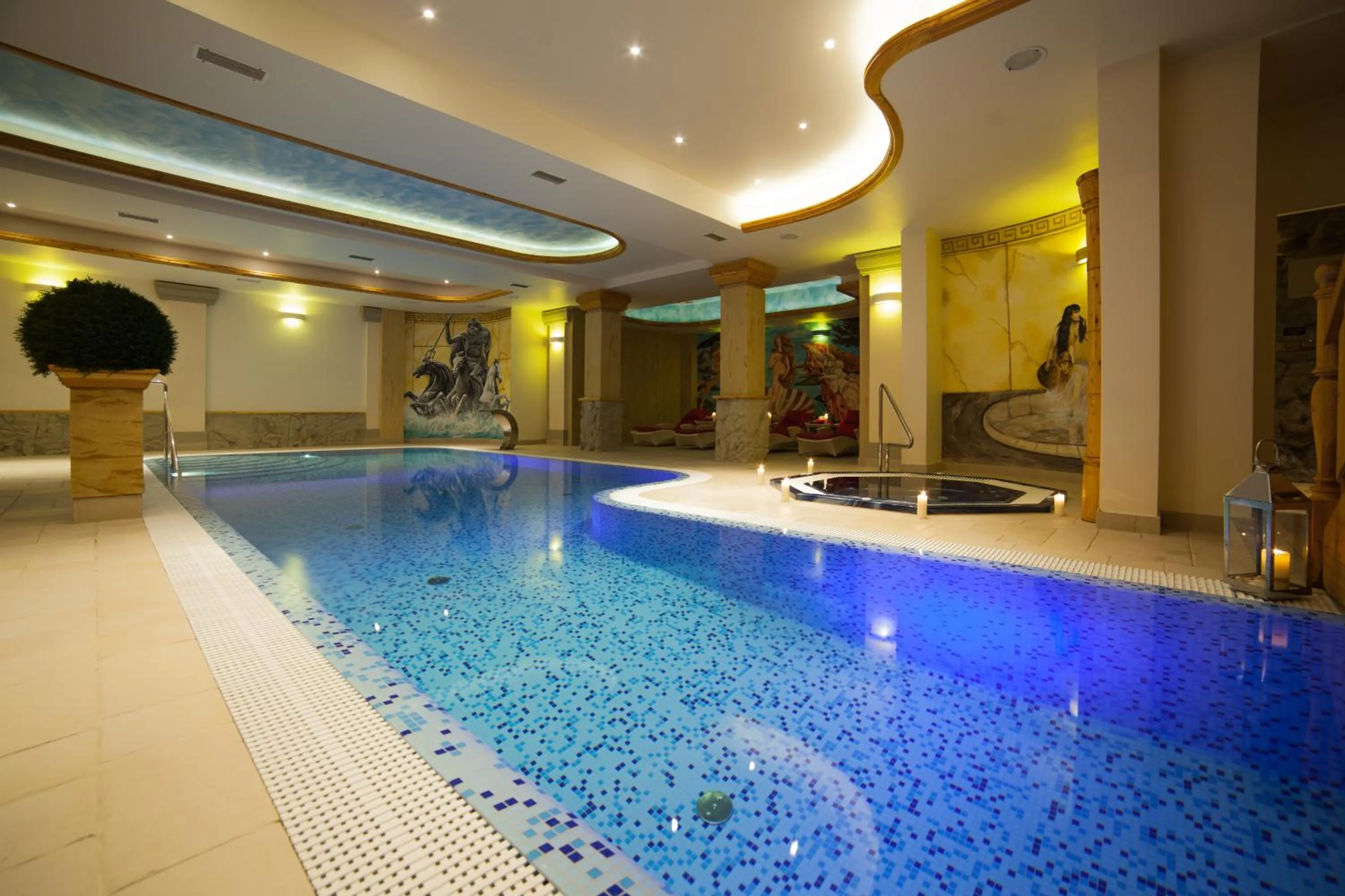 Swimming pool in Trofana Wellness & SPA