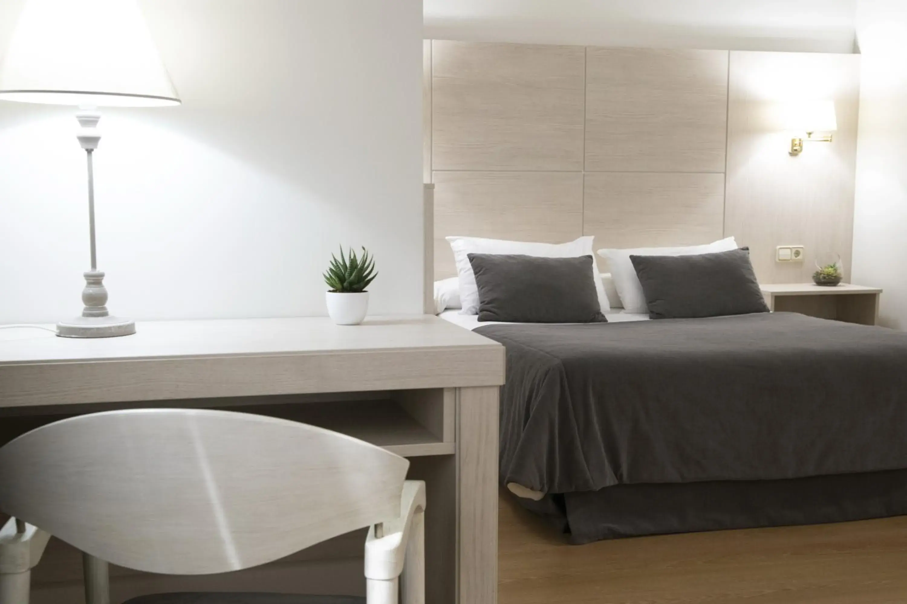 Bedroom, Bed in Hotel Maruxia *** Superior Bedroom, Bed in Hotel Maruxia *** Superior