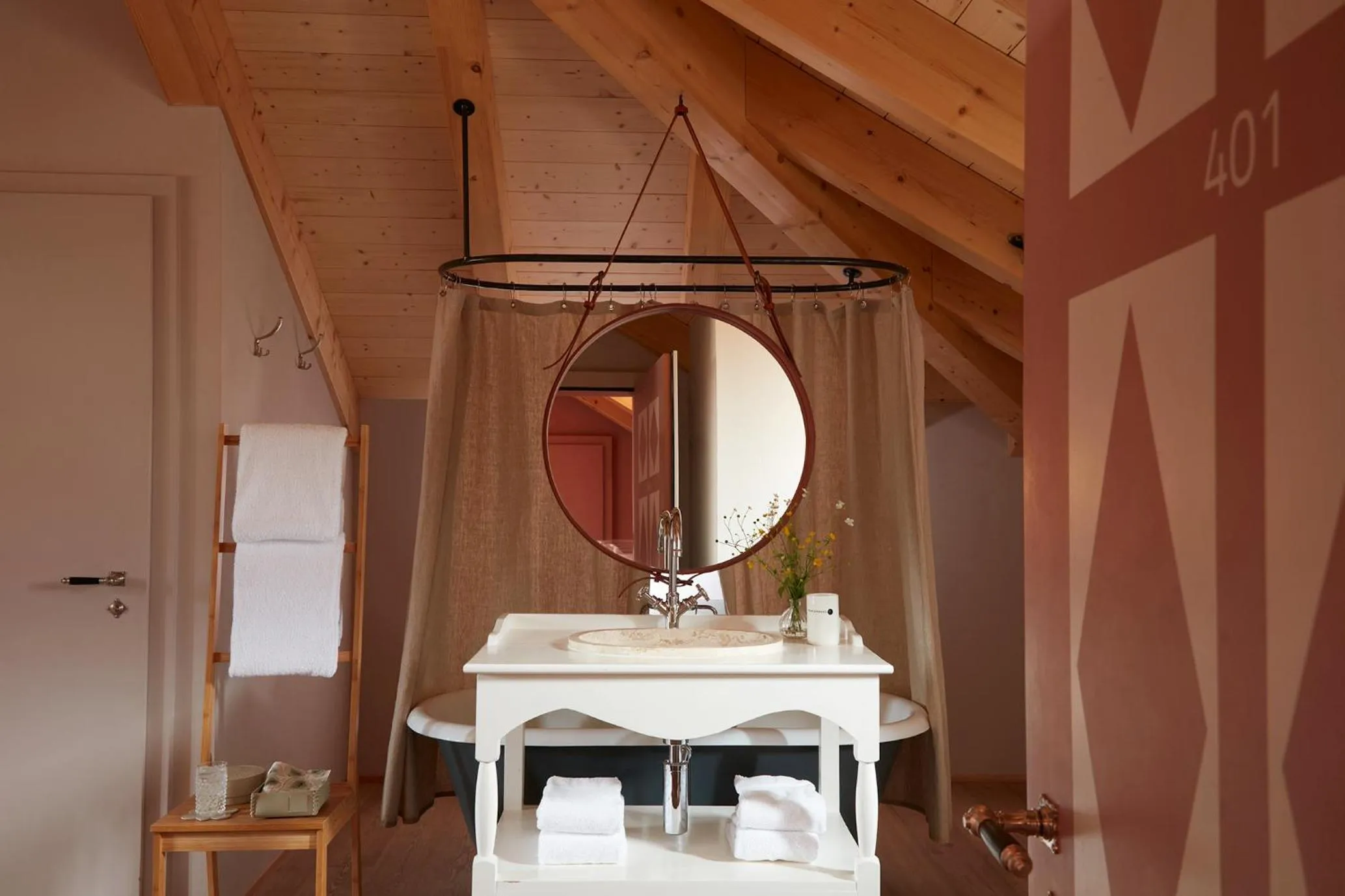 Bath in Hotel De Londres