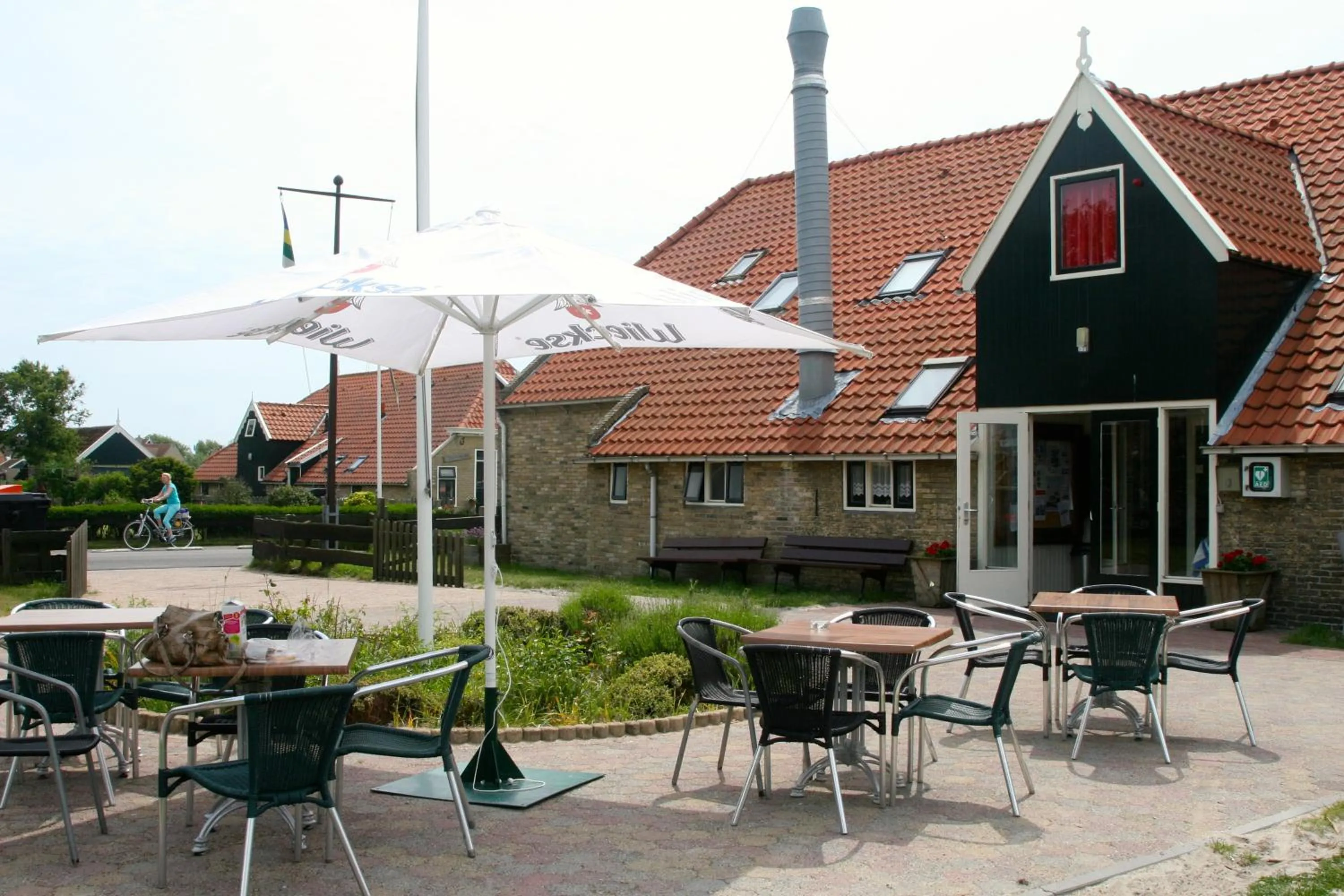 Facade/entrance in De Cyprian Bed & Breakfast