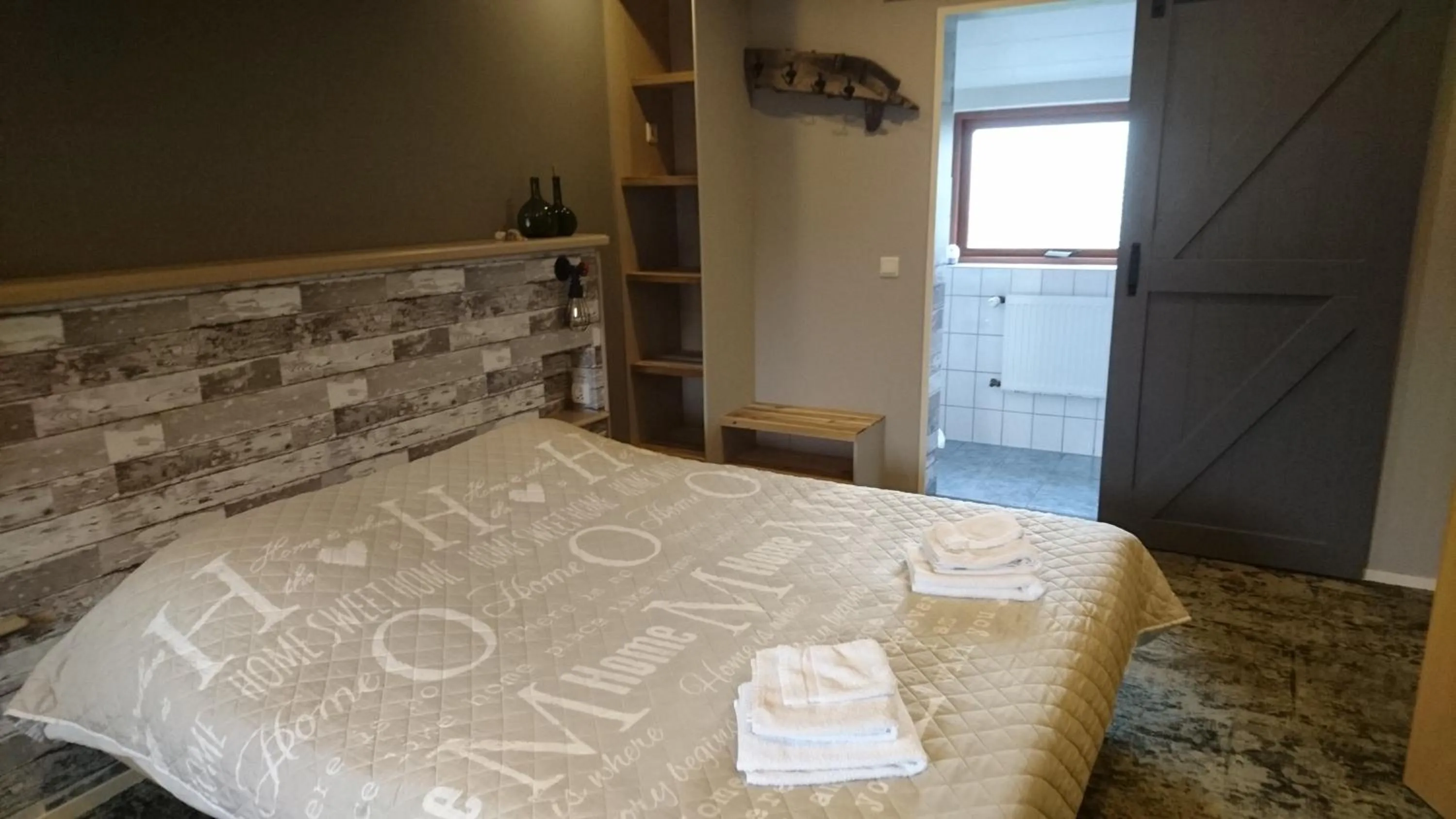 Bed in De Cyprian Bed & Breakfast