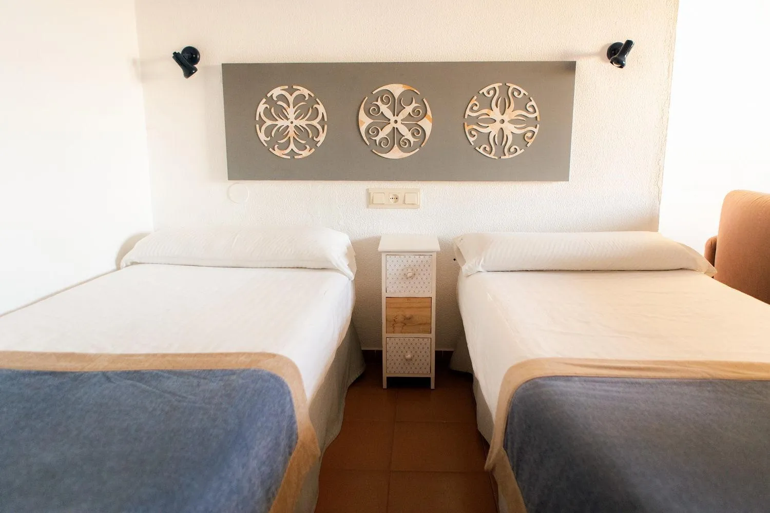 Bed in Hotel Playa Conil - Beachfront Studios & Suites