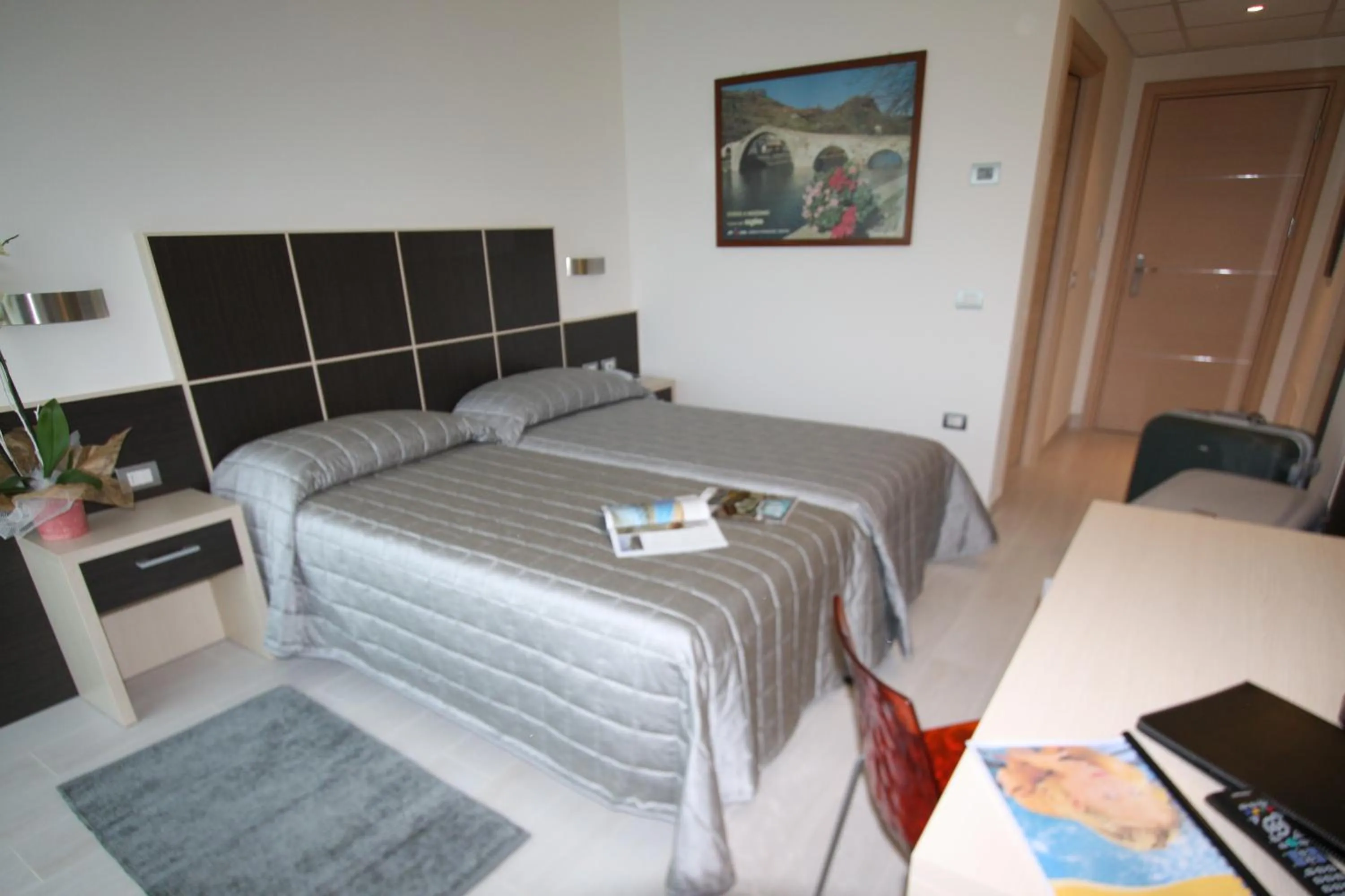 Photo of the whole room, Bed in Hotel Garnì Corallo