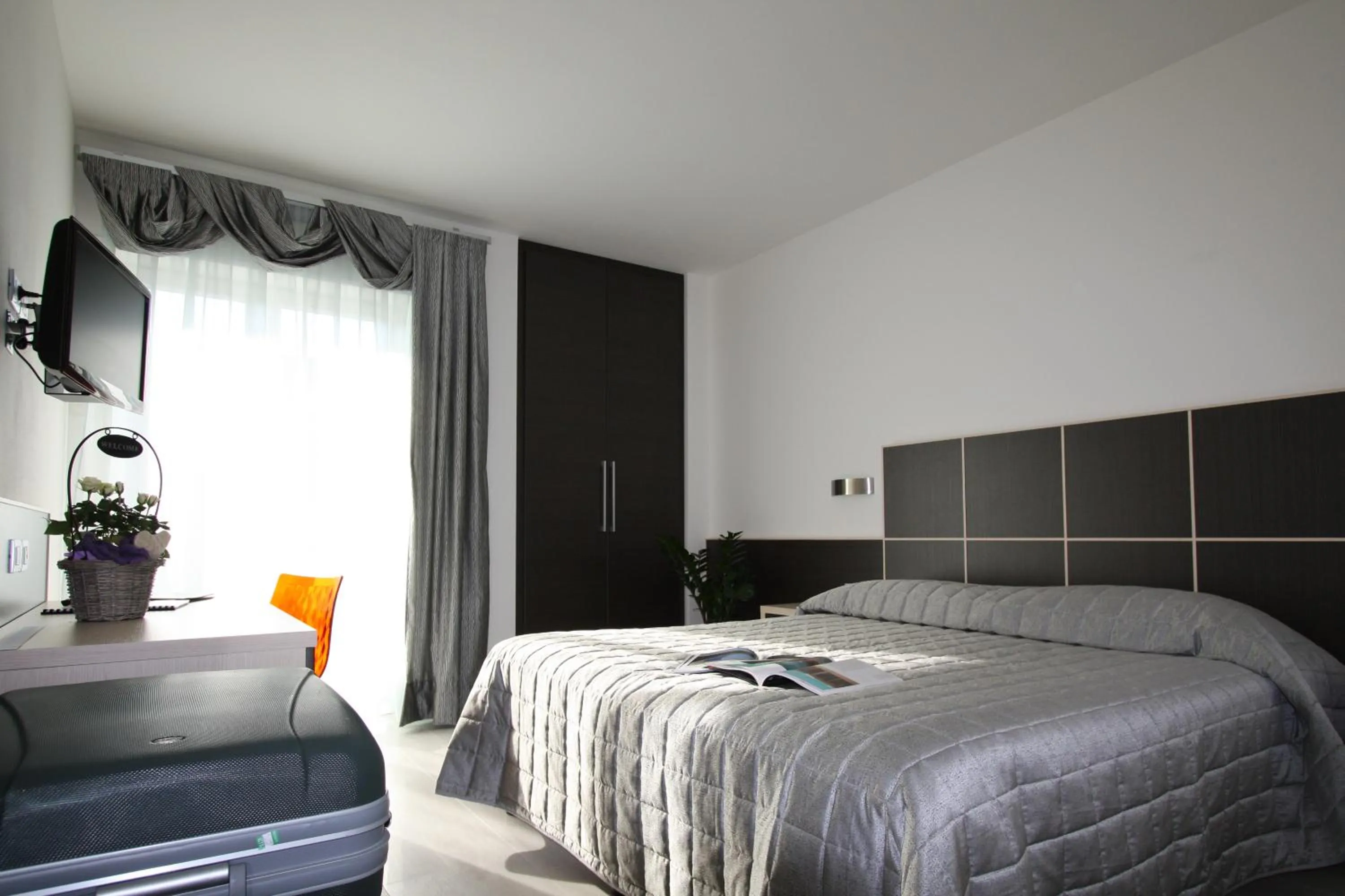 Photo of the whole room, Bed in Hotel Garnì Corallo