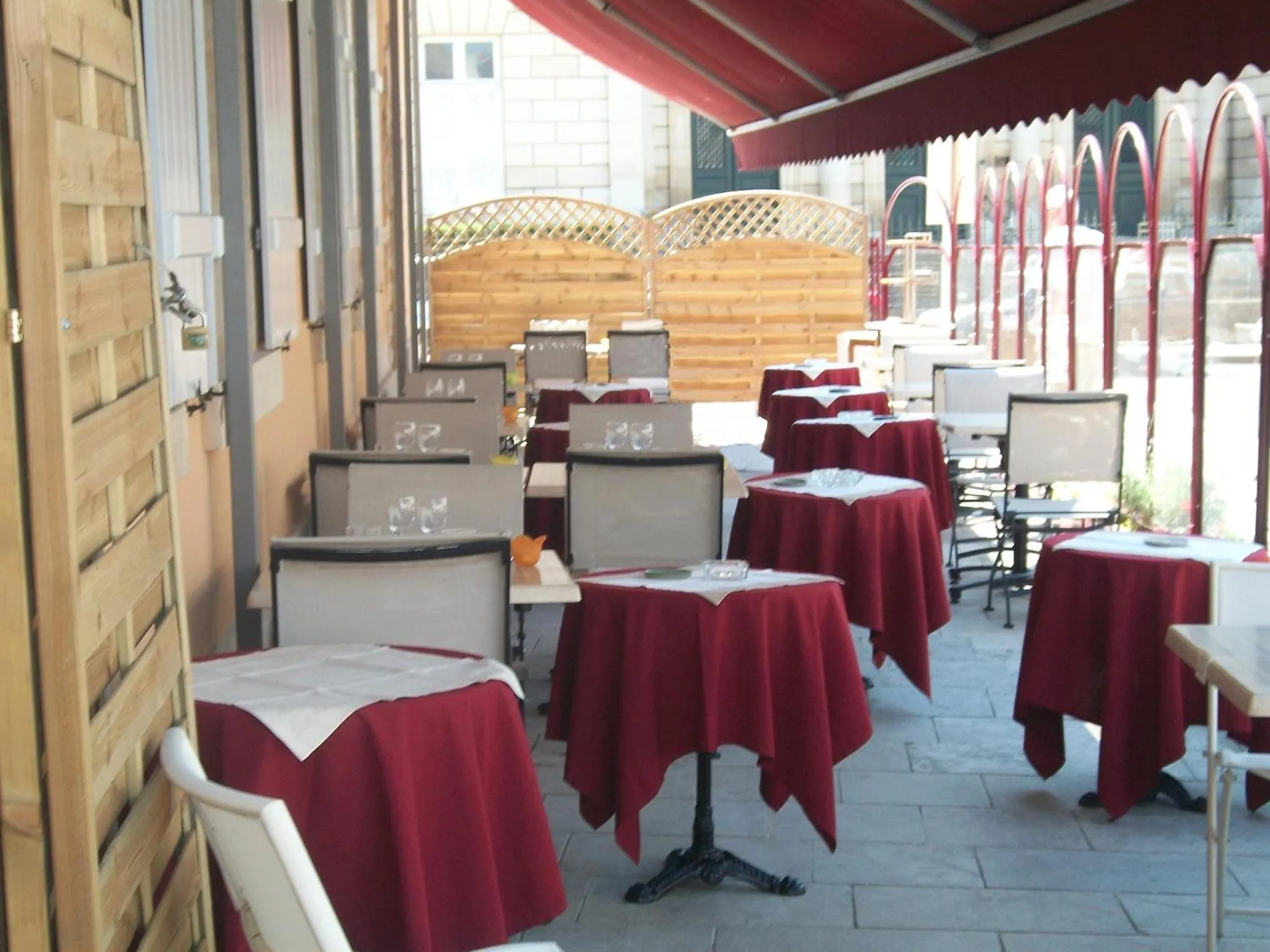 Hostellerie De La Poste