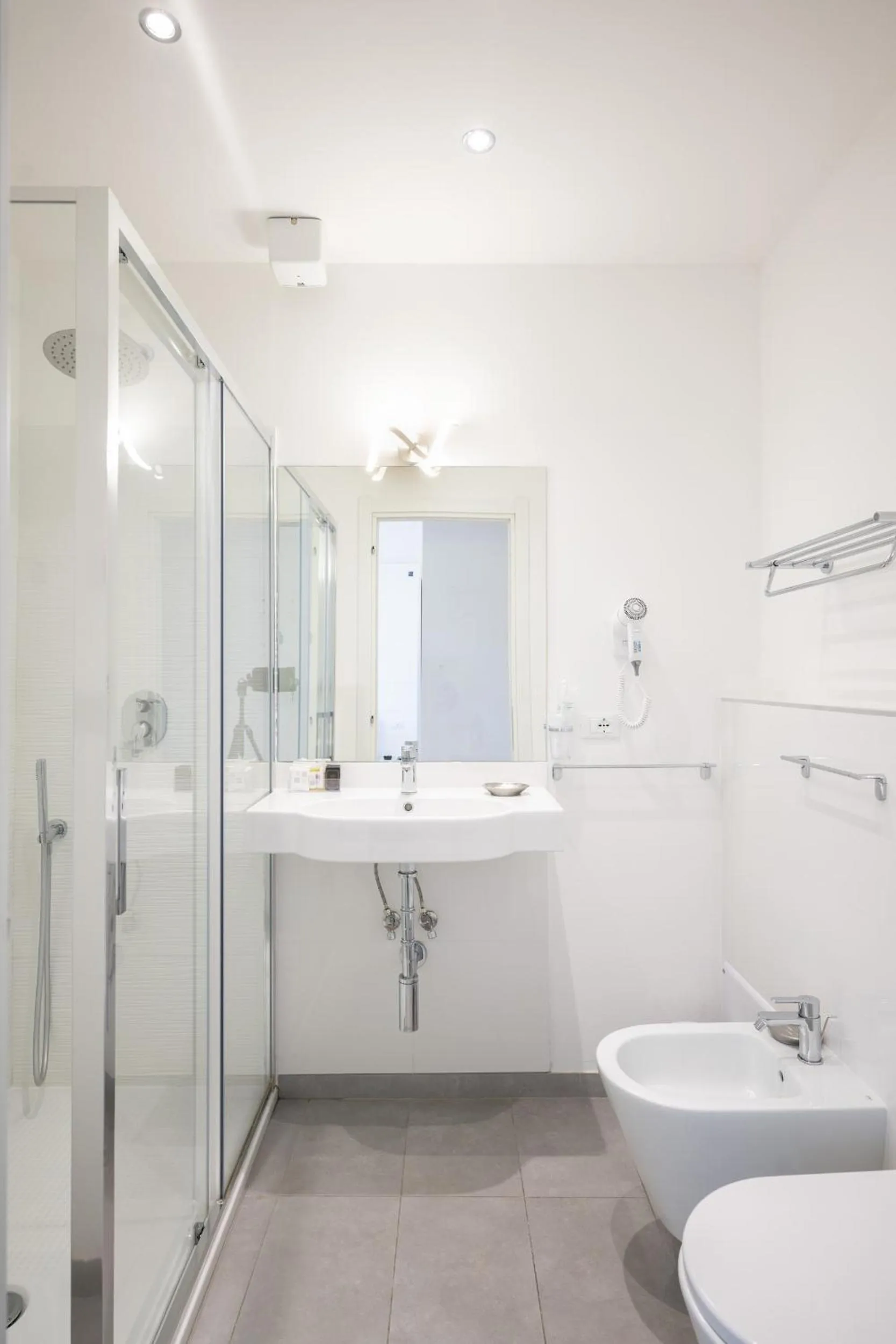 Shower in Hotel Ligure