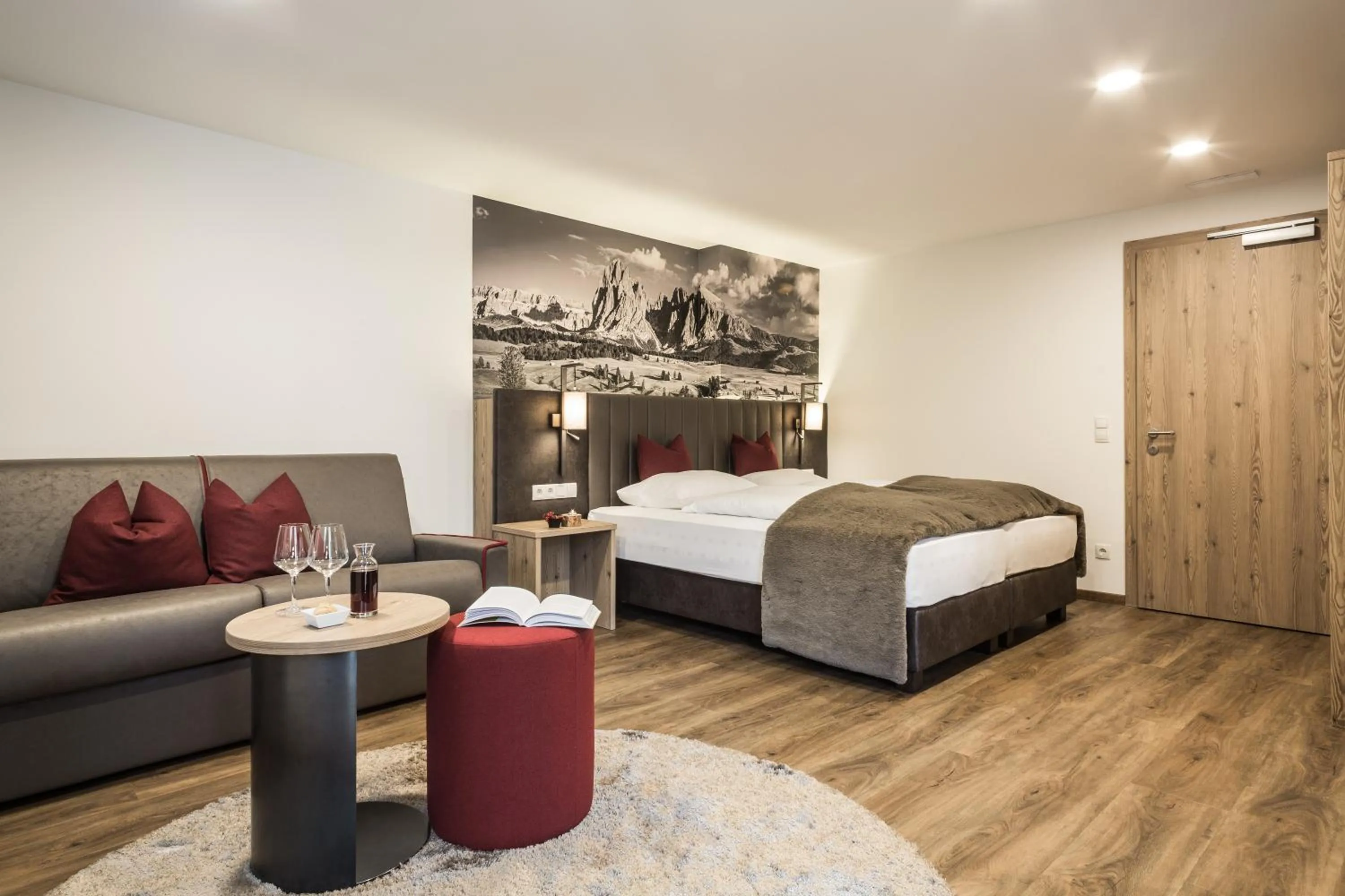 Photo of the whole room, Bed in Hotel Zum Löwen - Al Leone