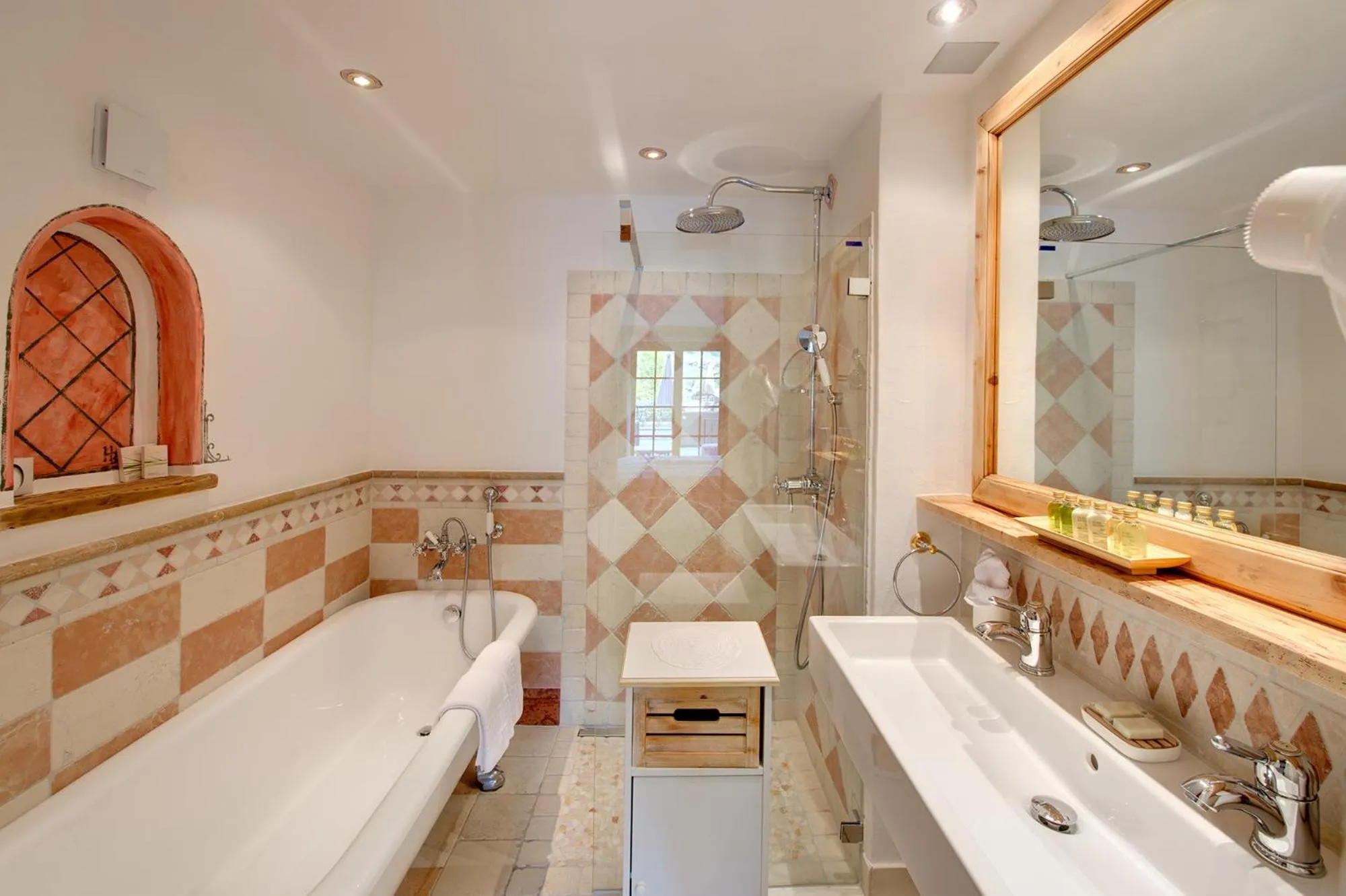 Photo of the whole room in Hotel Berghof