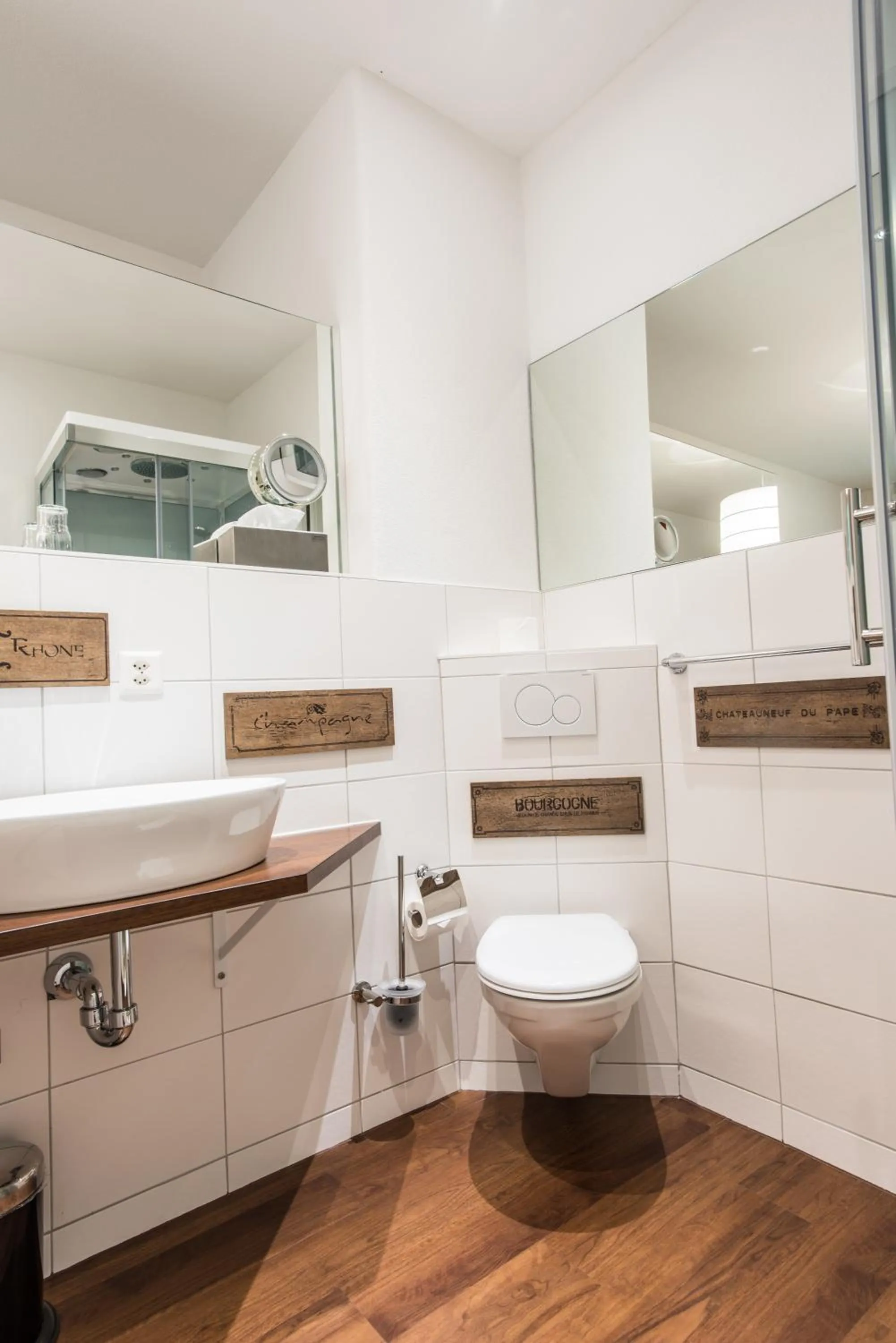 Bathroom in Hotel Krone Sihlbrugg