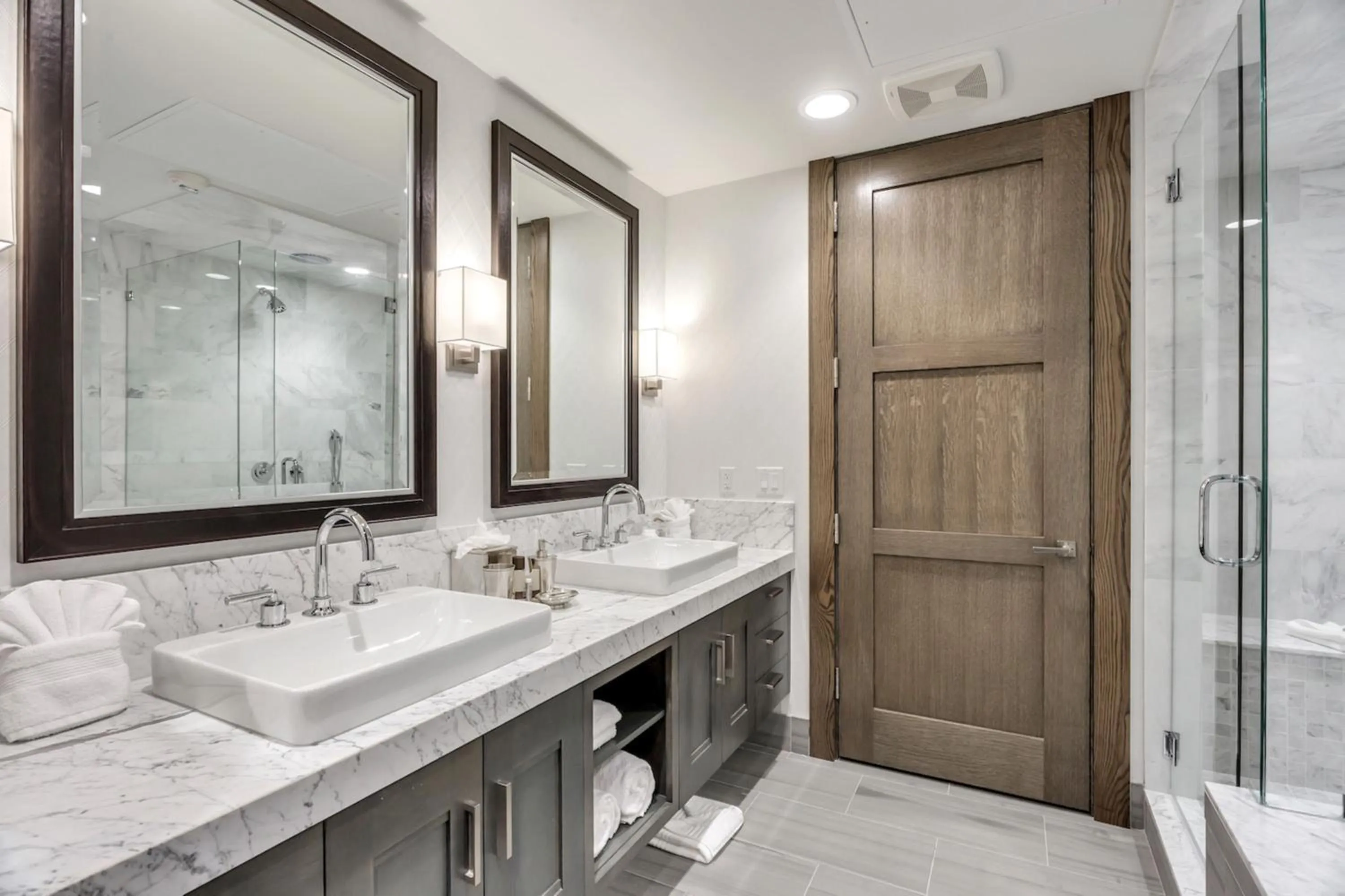 Bathroom in Stein Eriksen Residences