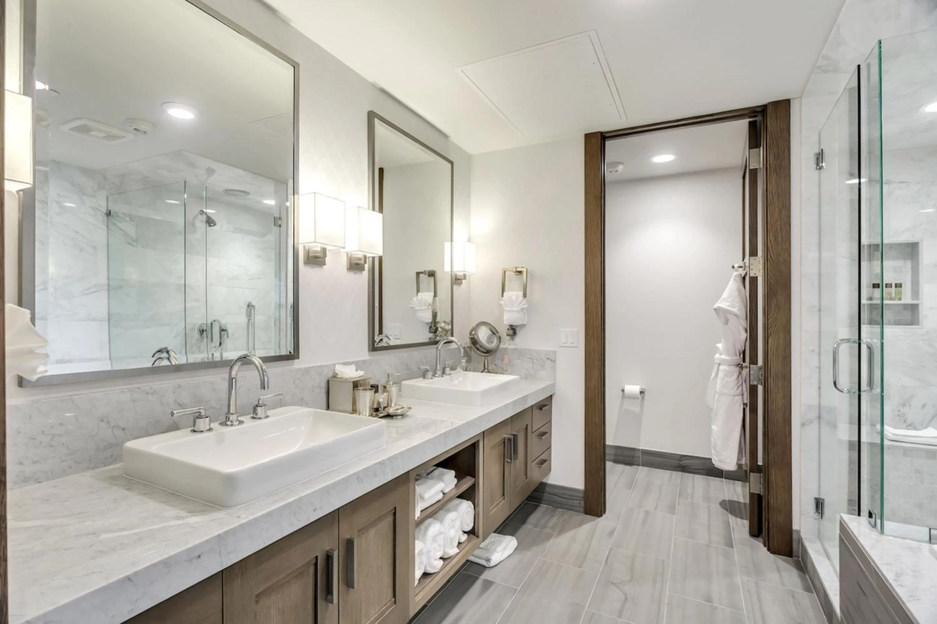 Bathroom in Stein Eriksen Residences