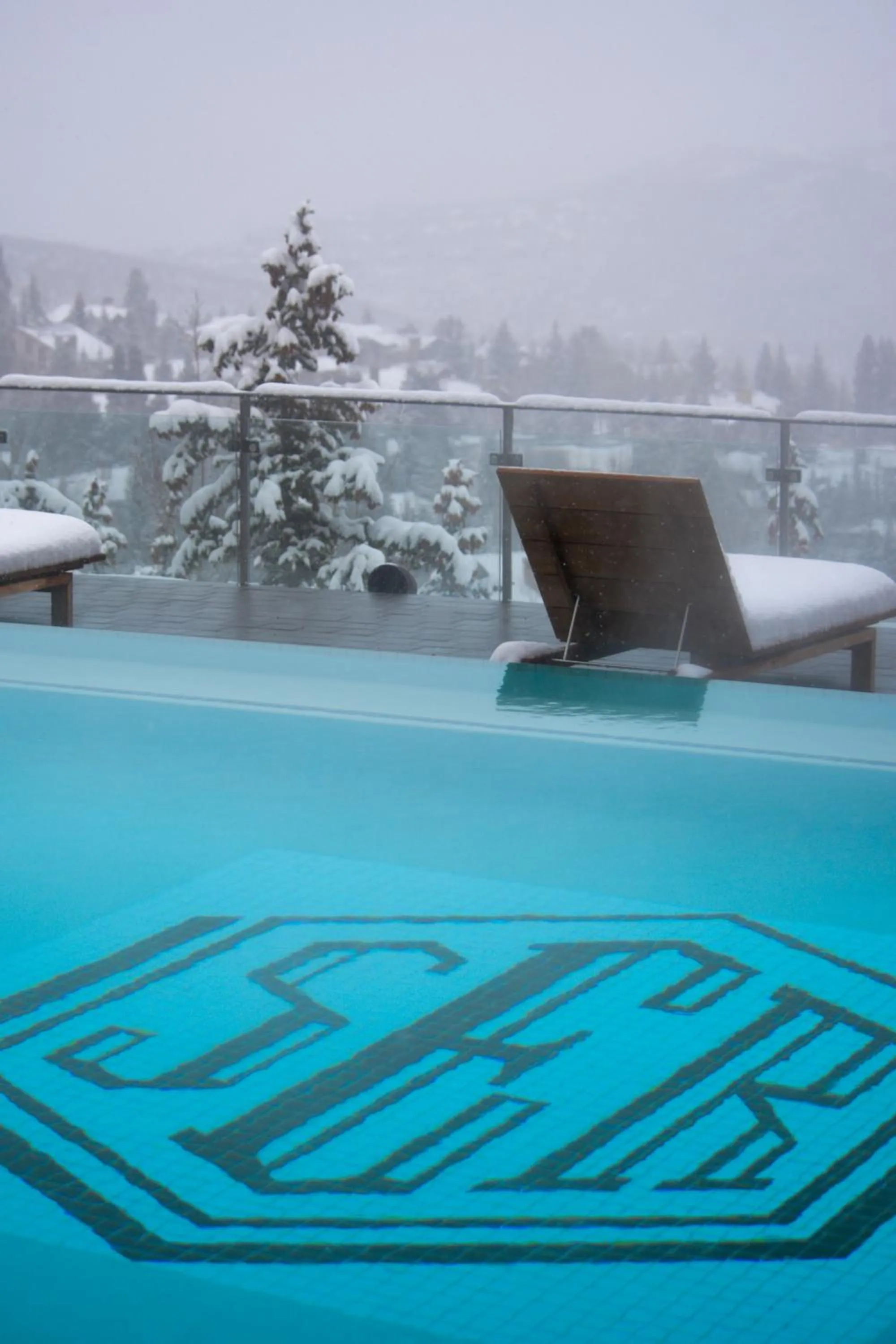 Swimming pool in Stein Eriksen Residences