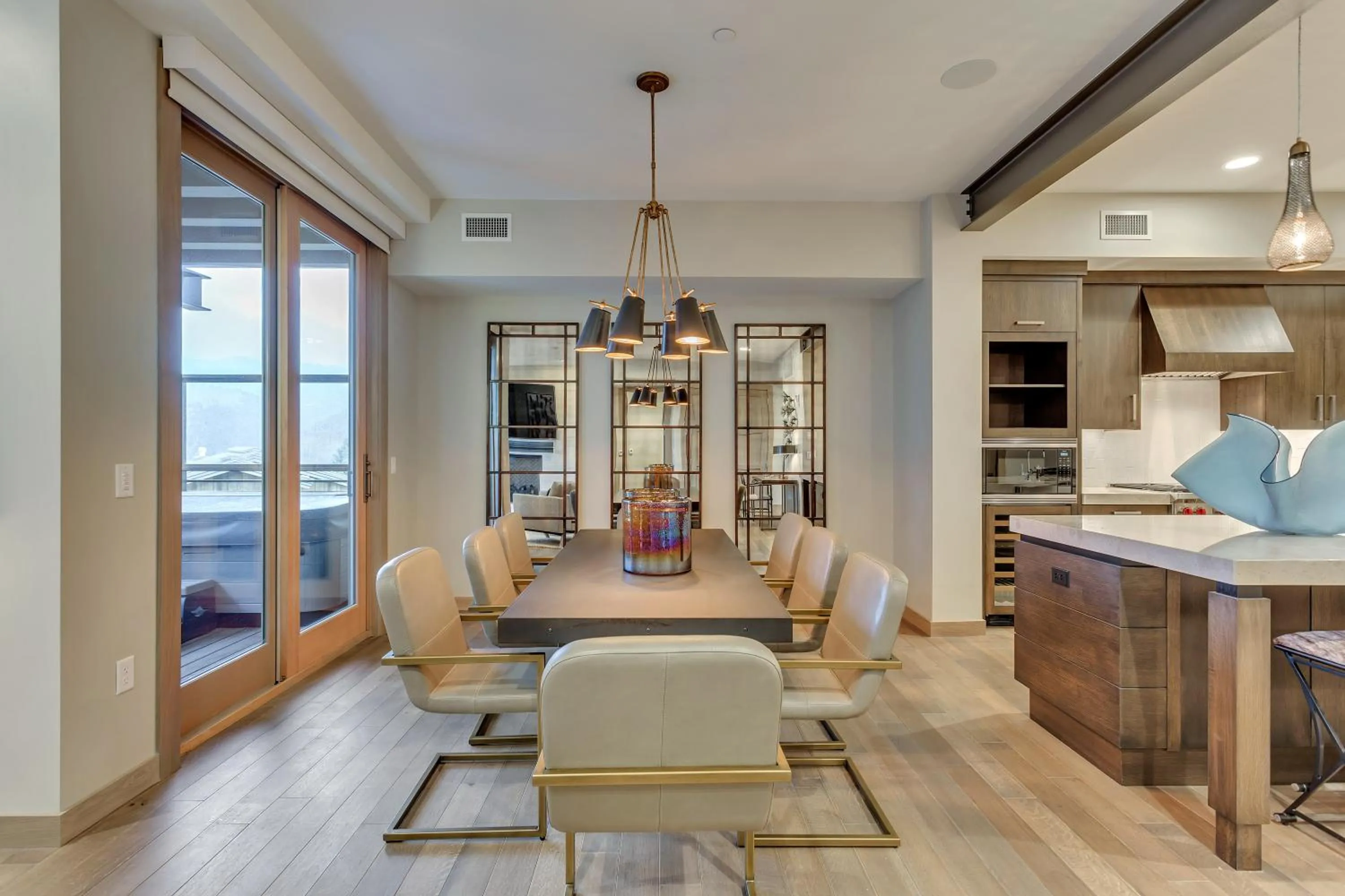 Dining area in Stein Eriksen Residences