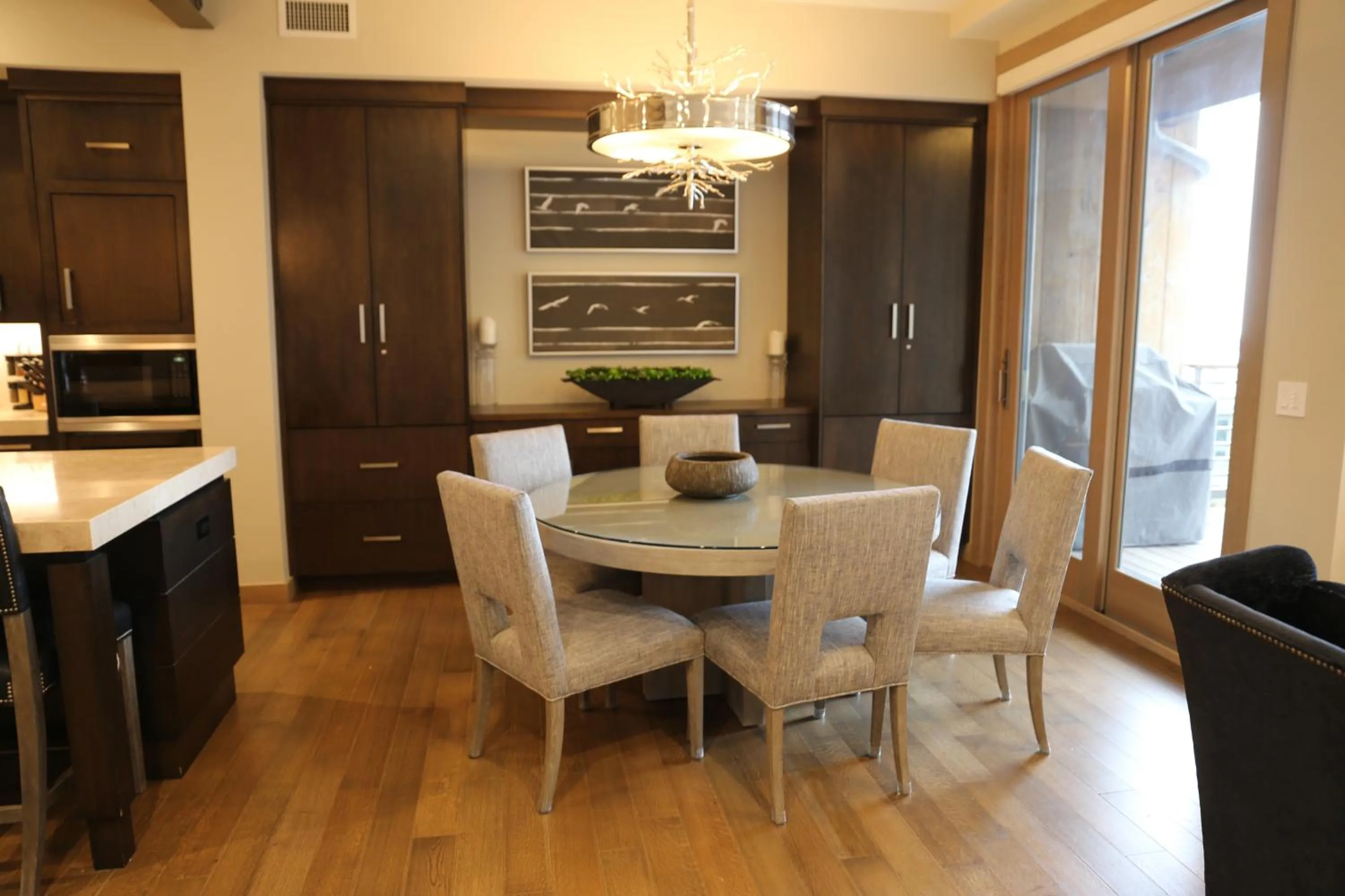 Dining area in Stein Eriksen Residences
