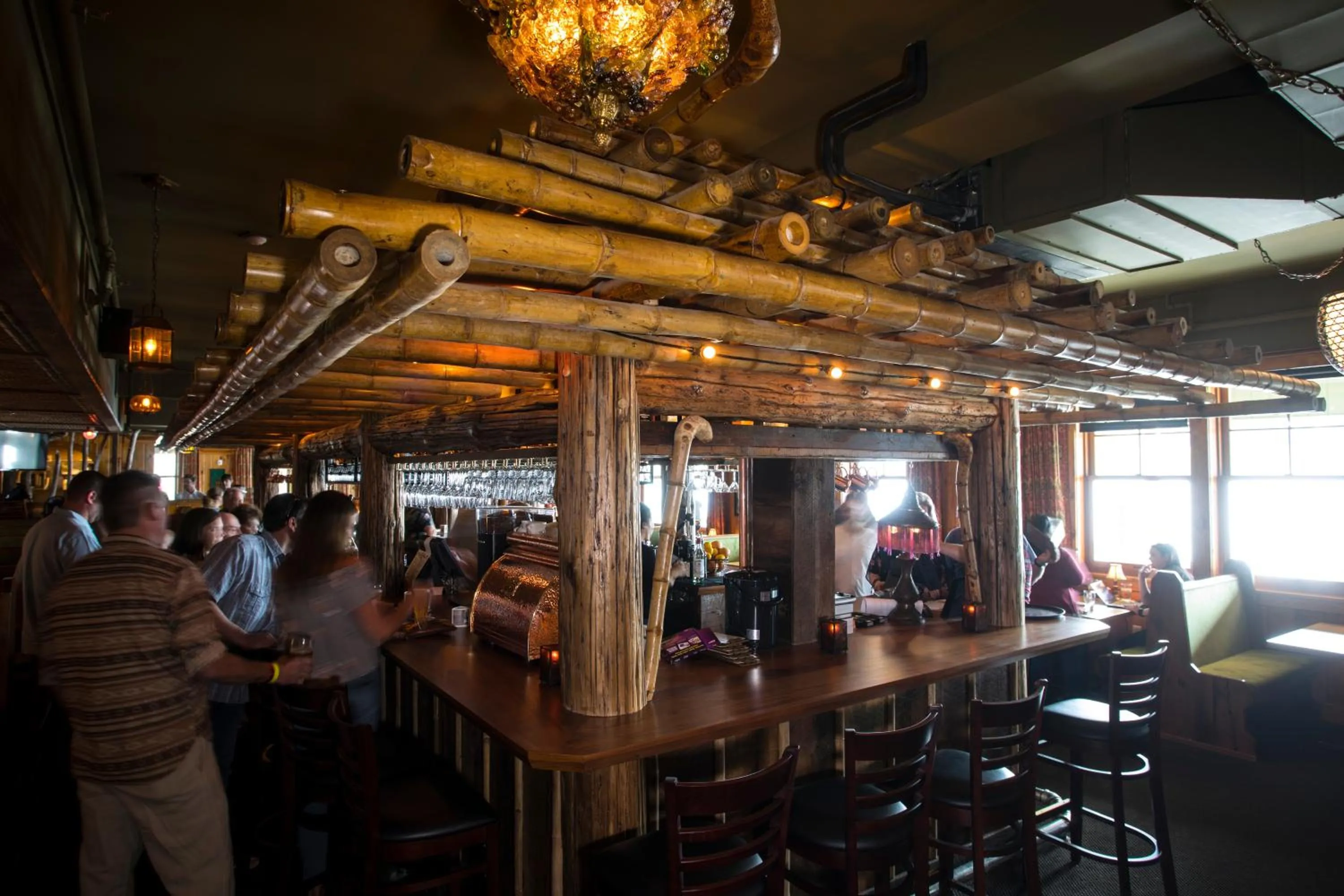 Restaurant/places to eat in McMenamins Kalama Harbor Lodge