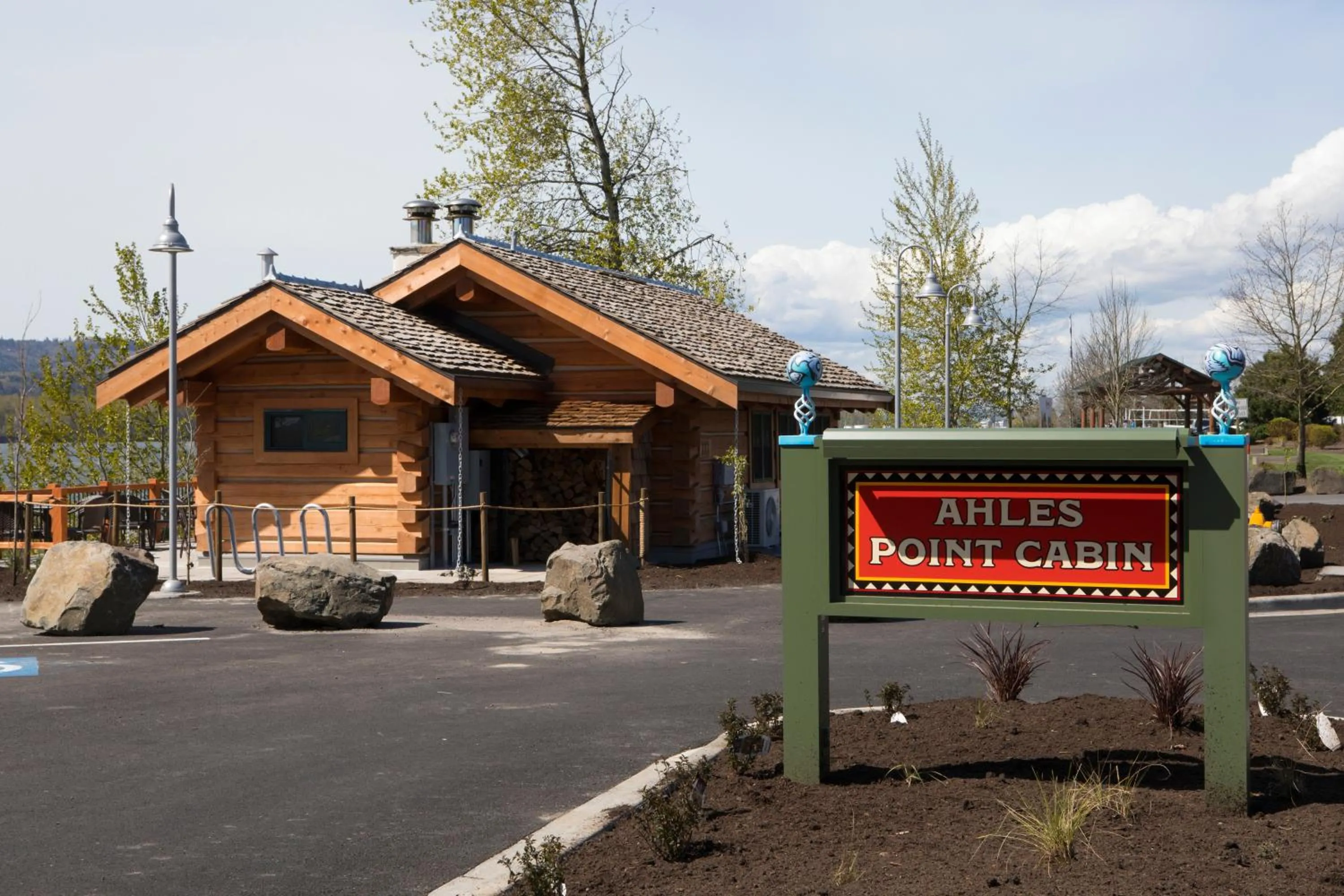 Property building in McMenamins Kalama Harbor Lodge