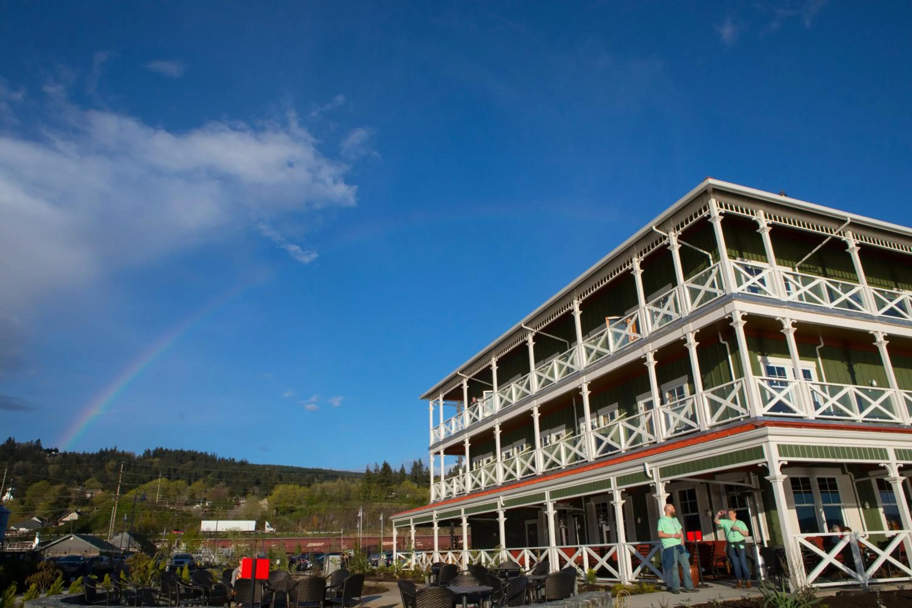 Property building in McMenamins Kalama Harbor Lodge