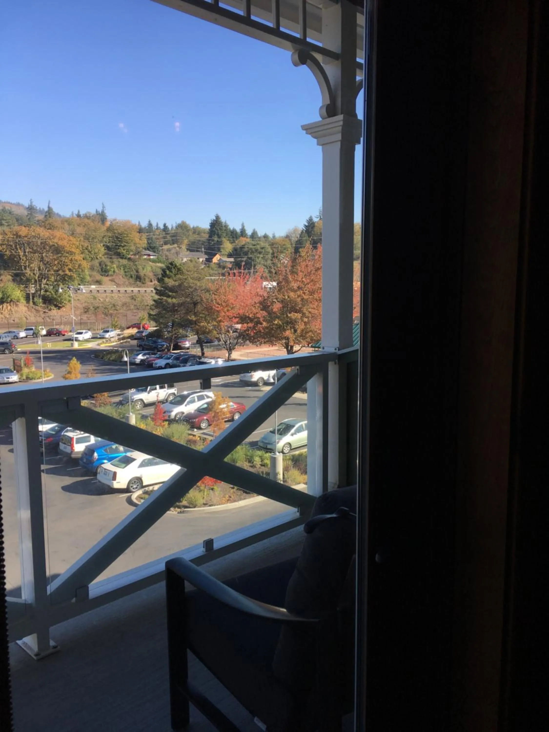 Balcony/Terrace in McMenamins Kalama Harbor Lodge
