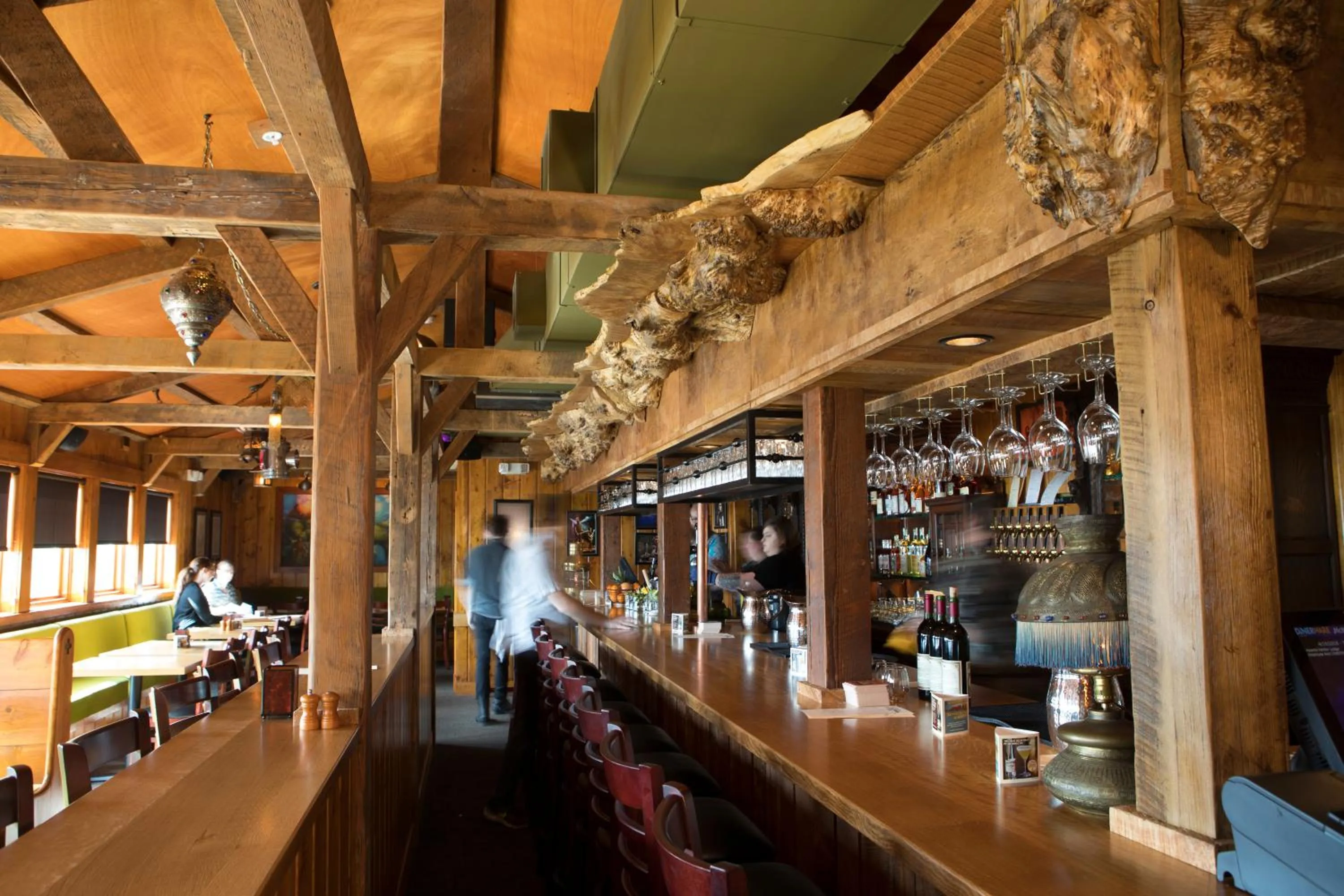 Restaurant/places to eat in McMenamins Kalama Harbor Lodge