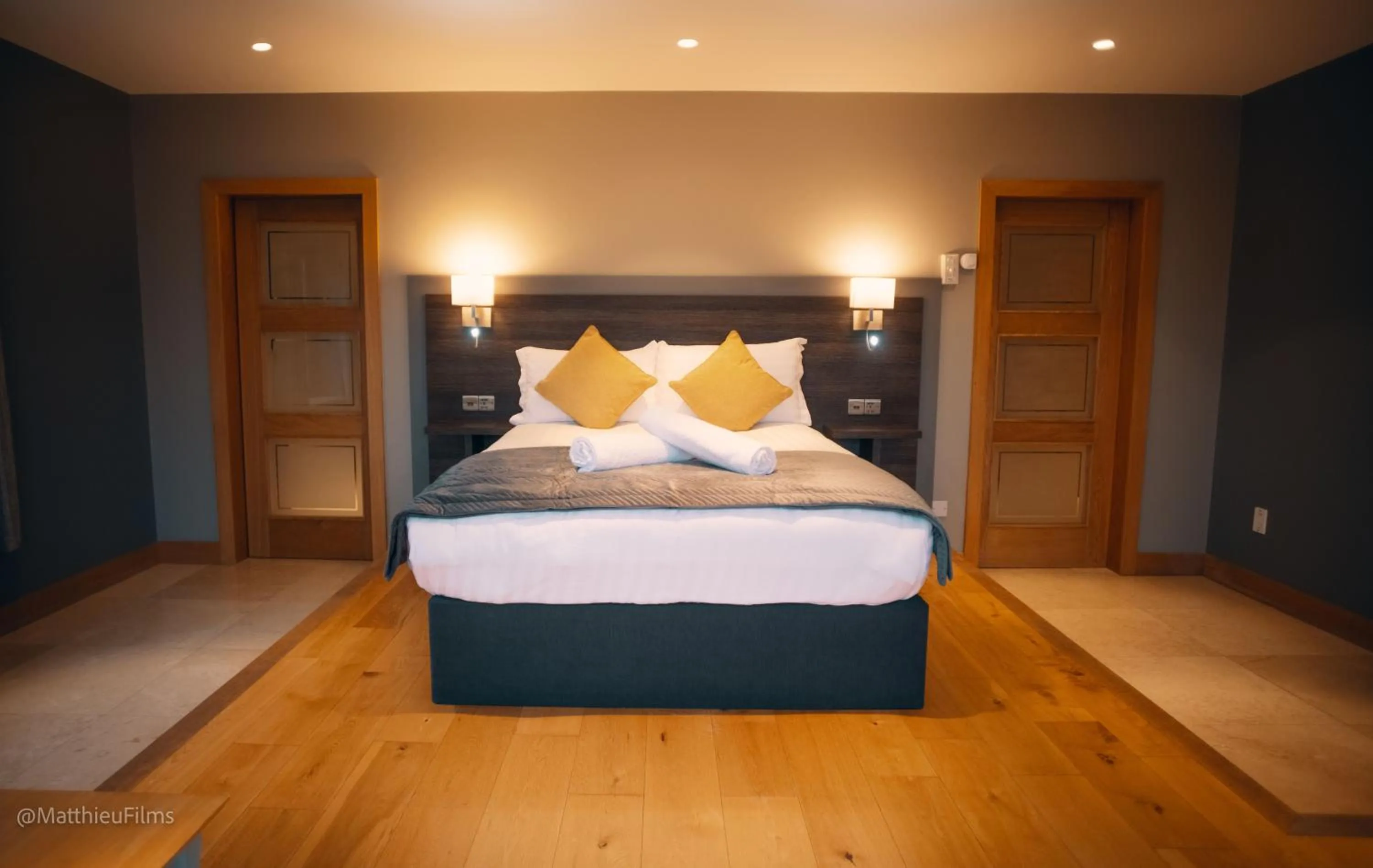 Bed in Fab View
