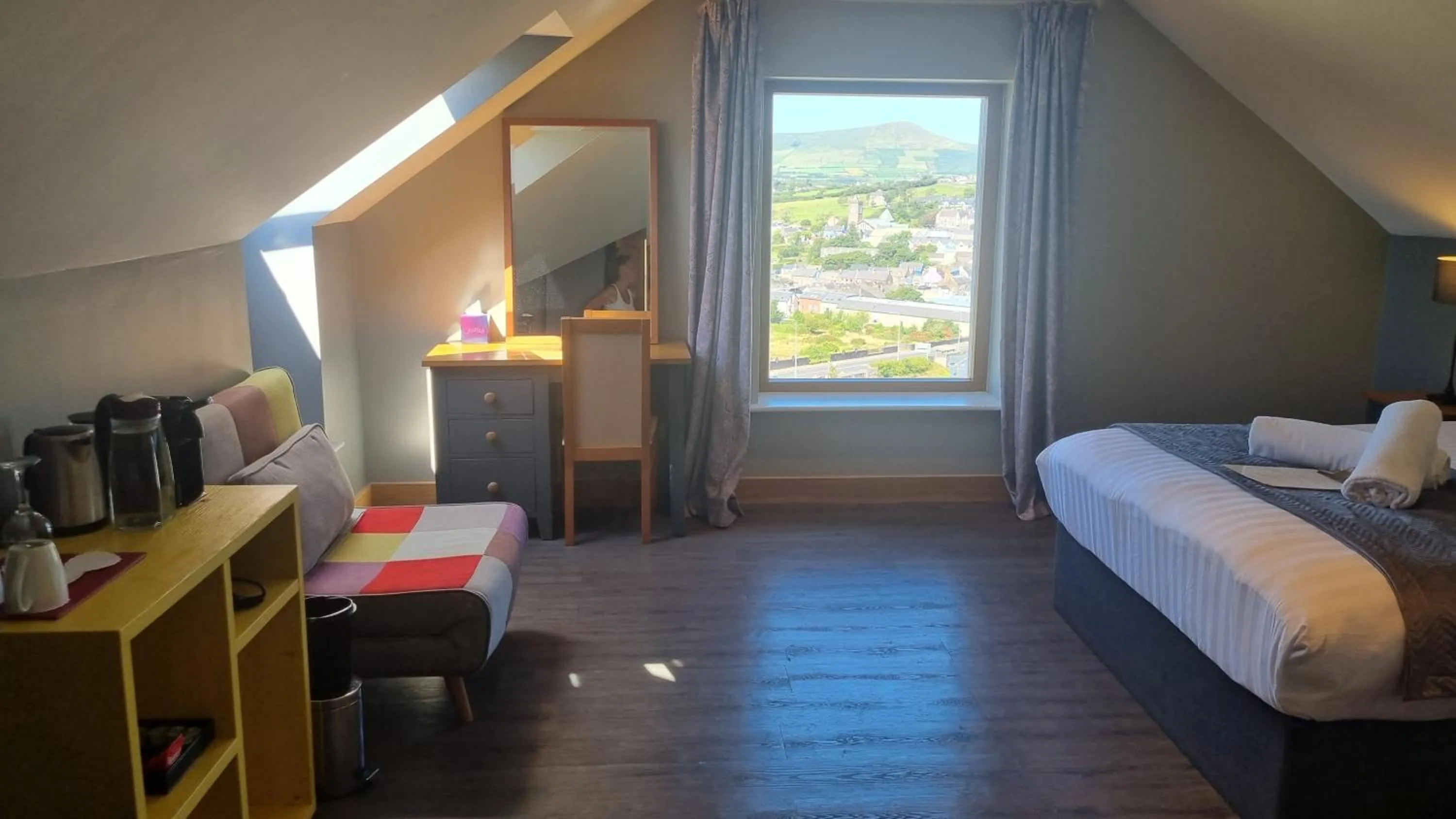 Bed in Fab View