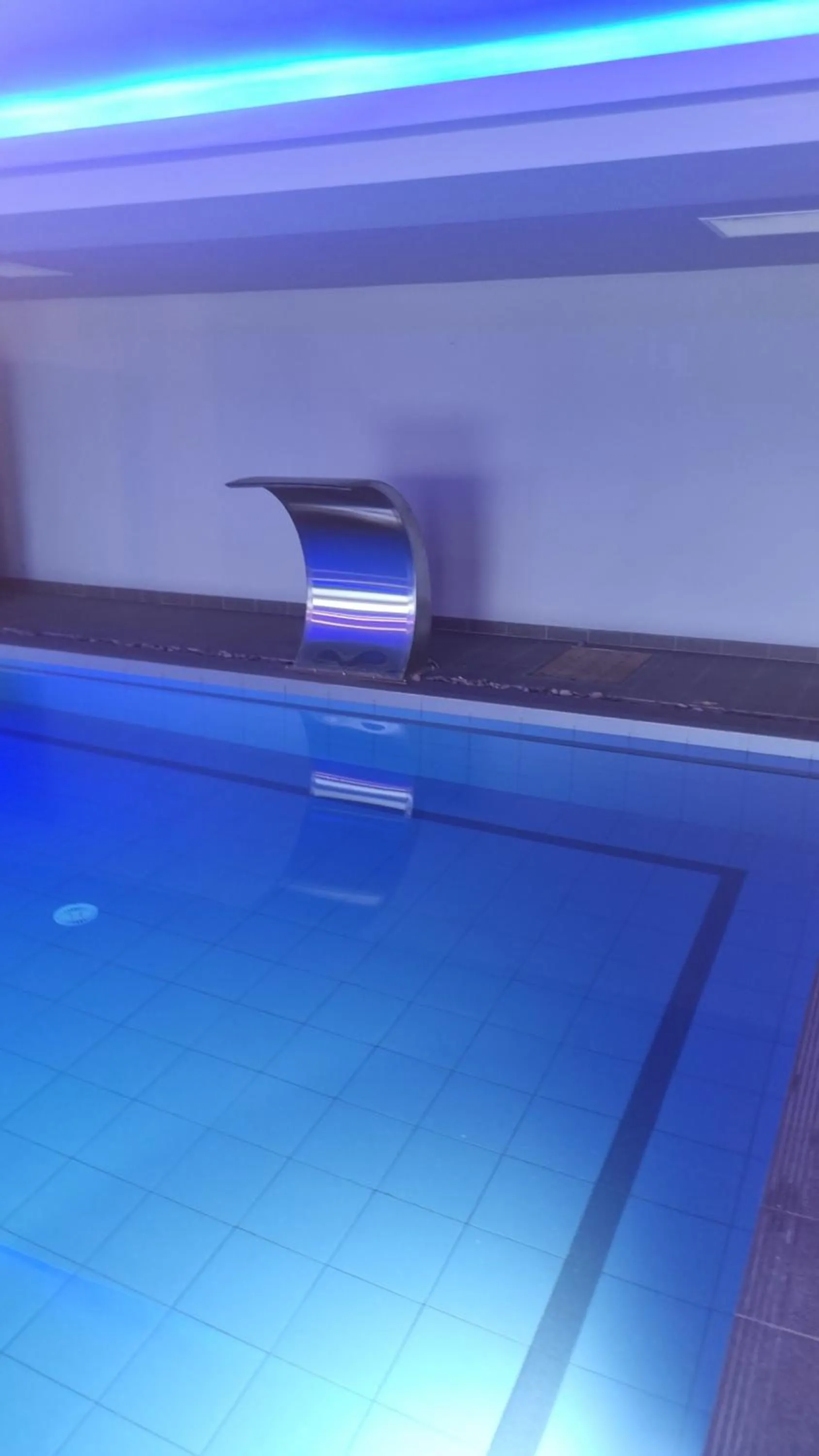 Pool view in Fab View