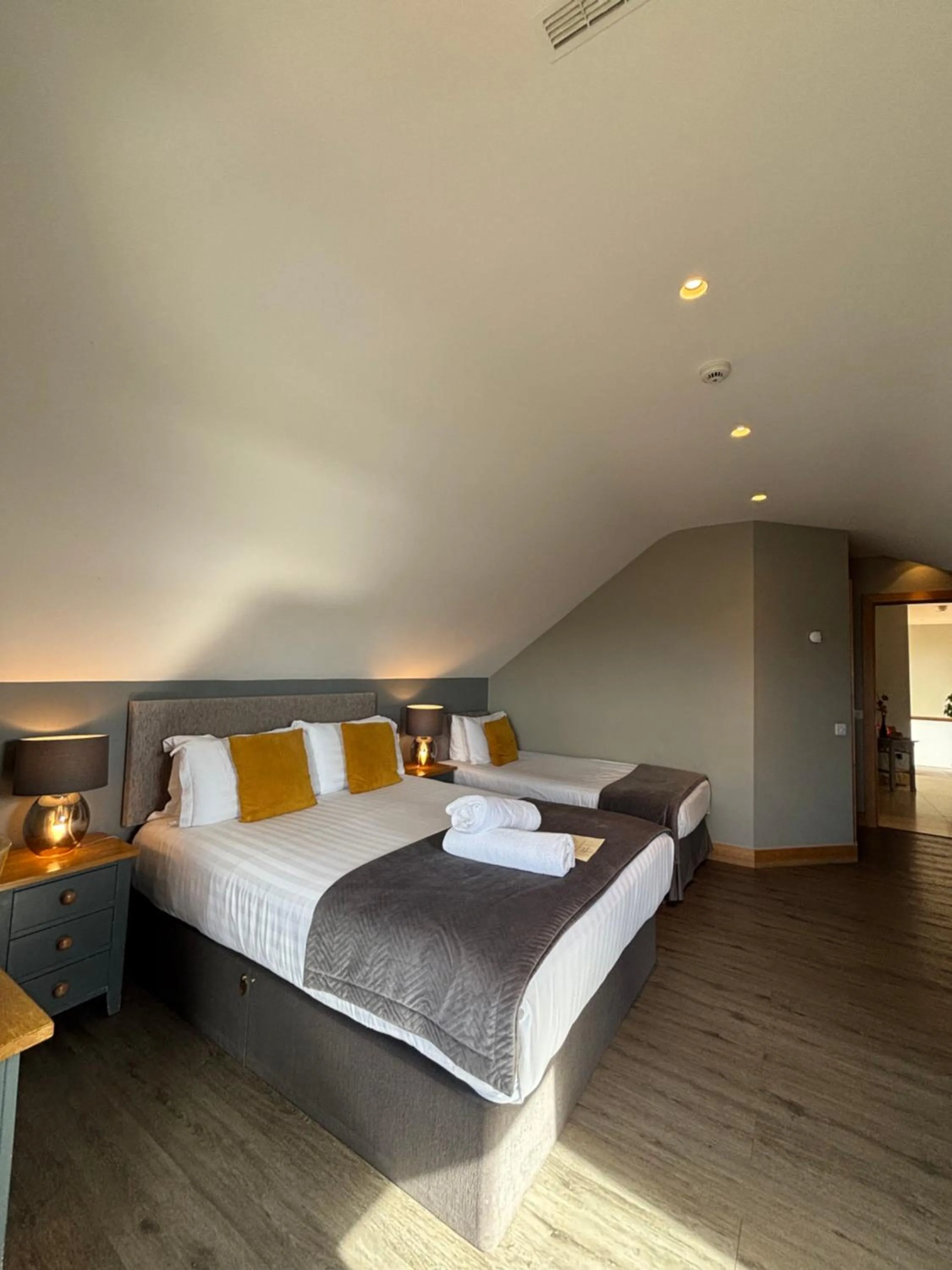 Bed in Fab View